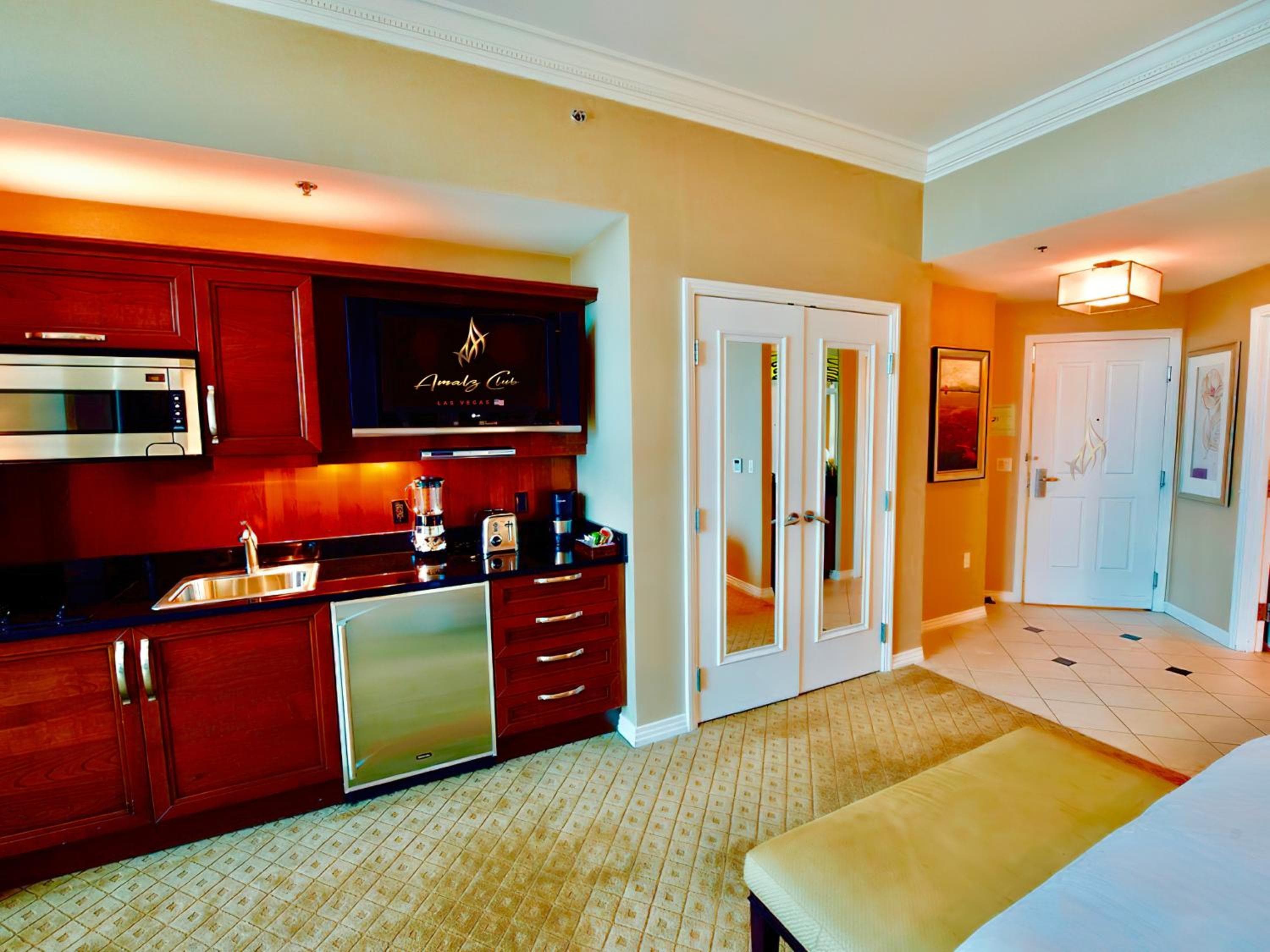 Amalz Two Bedroom Three Bathroom Balcony Suites at Mgm Signature !, Las Vegas, photo 3