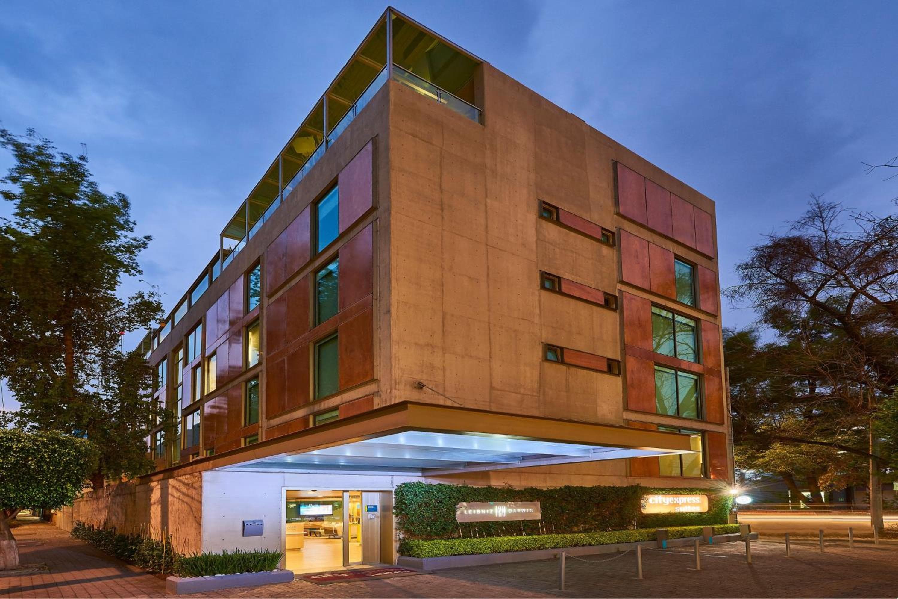 City Express Suites by Marriott Ciudad de Mexico Anzures, Mexico City