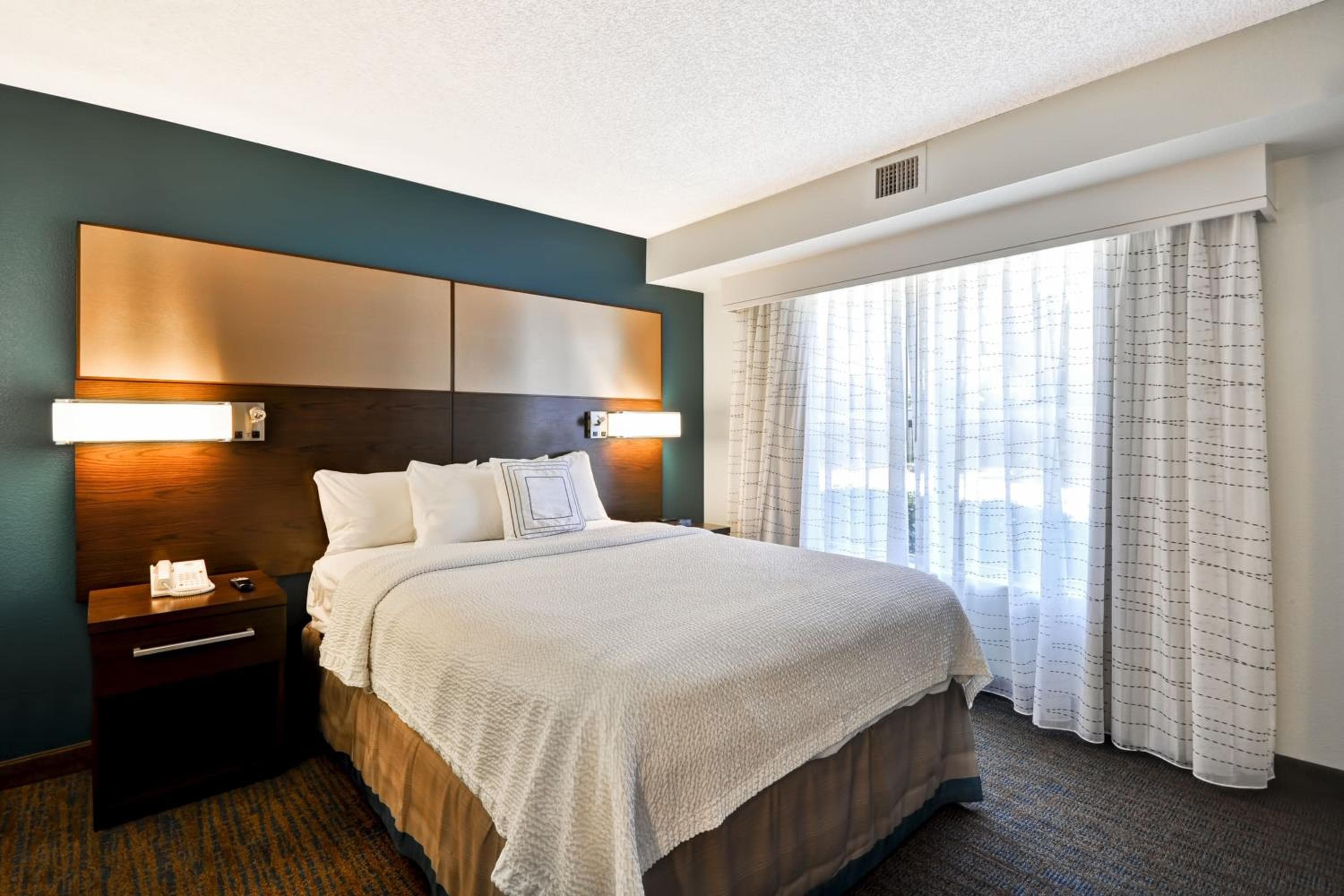 Residence Inn by Marriott Jacksonville Airport, Jacksonville, photo 2