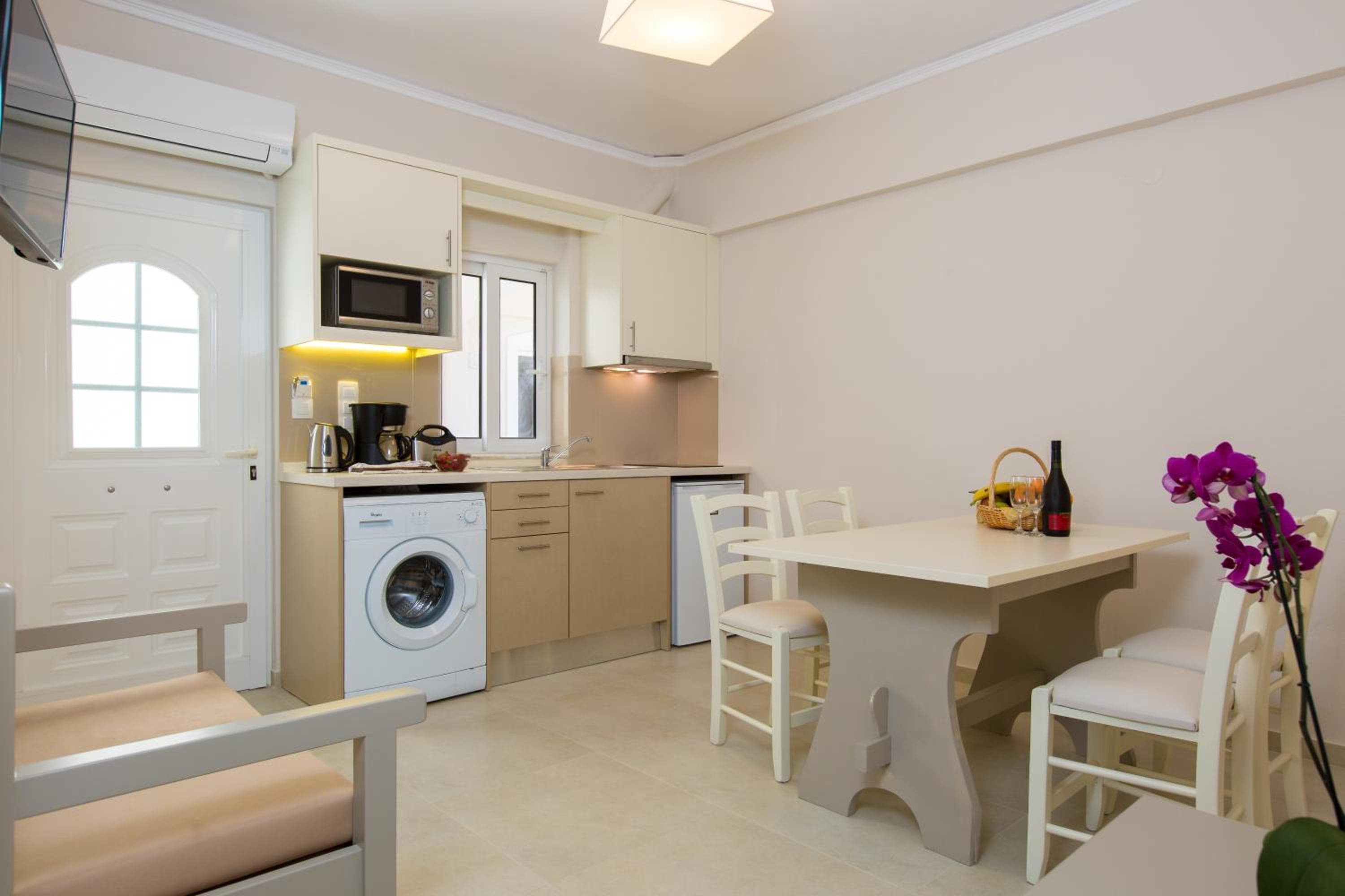 Trefon Hotel Apartments and Family Suites, Platanes, photo 5