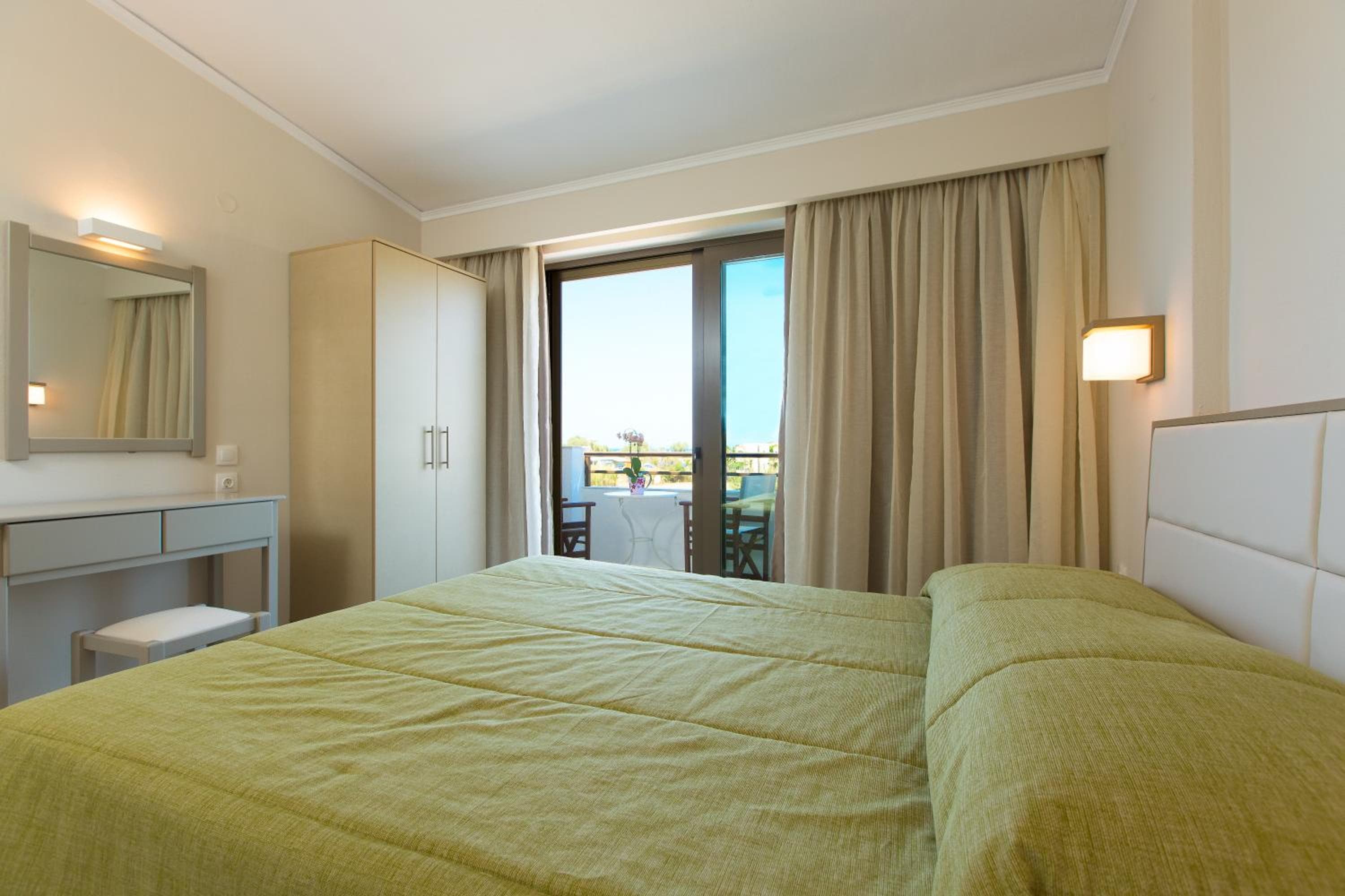 Trefon Hotel Apartments and Family Suites, Platanes, photo 2