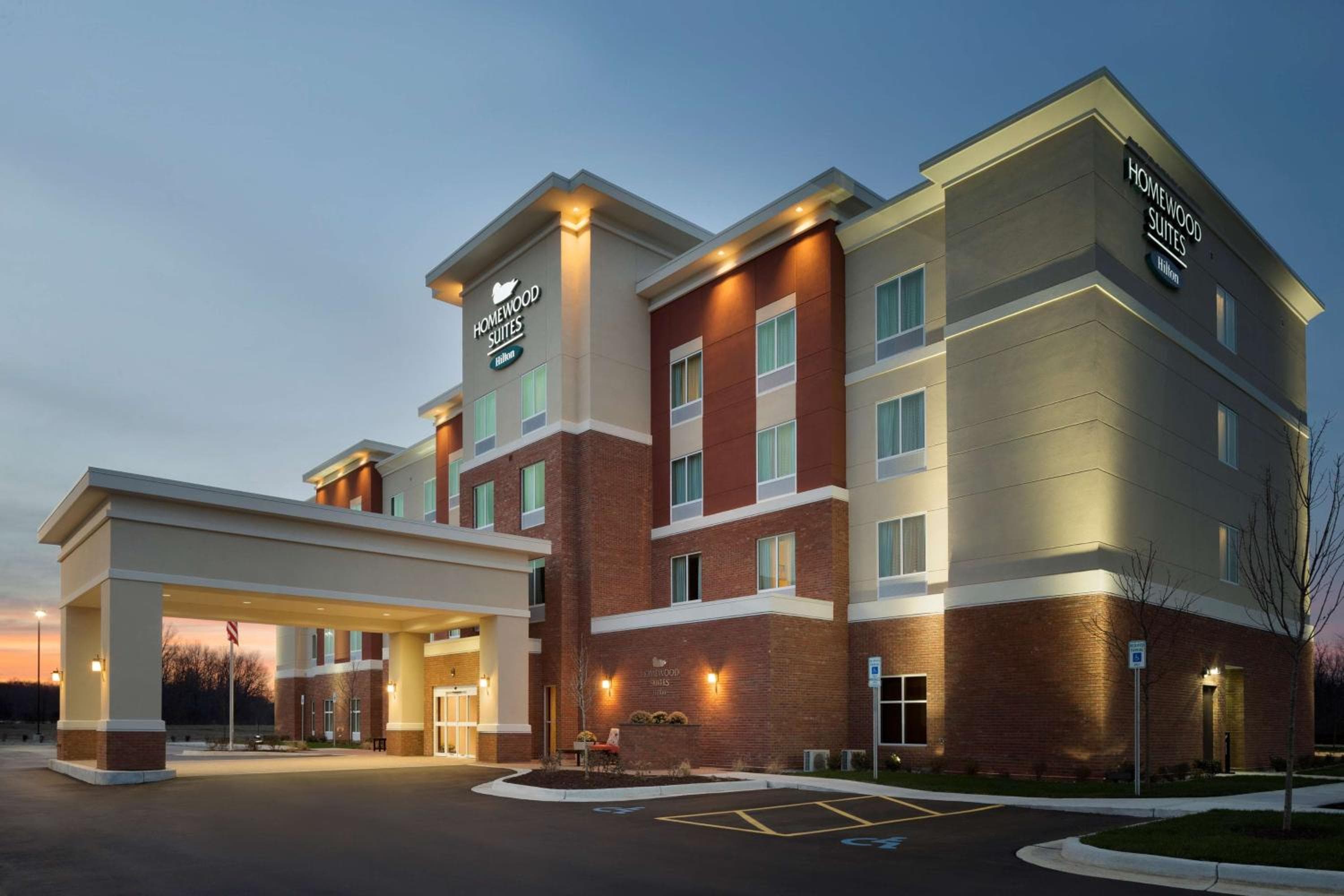 Homewood Suites by Hilton Kalamazoo-Portage, Portage