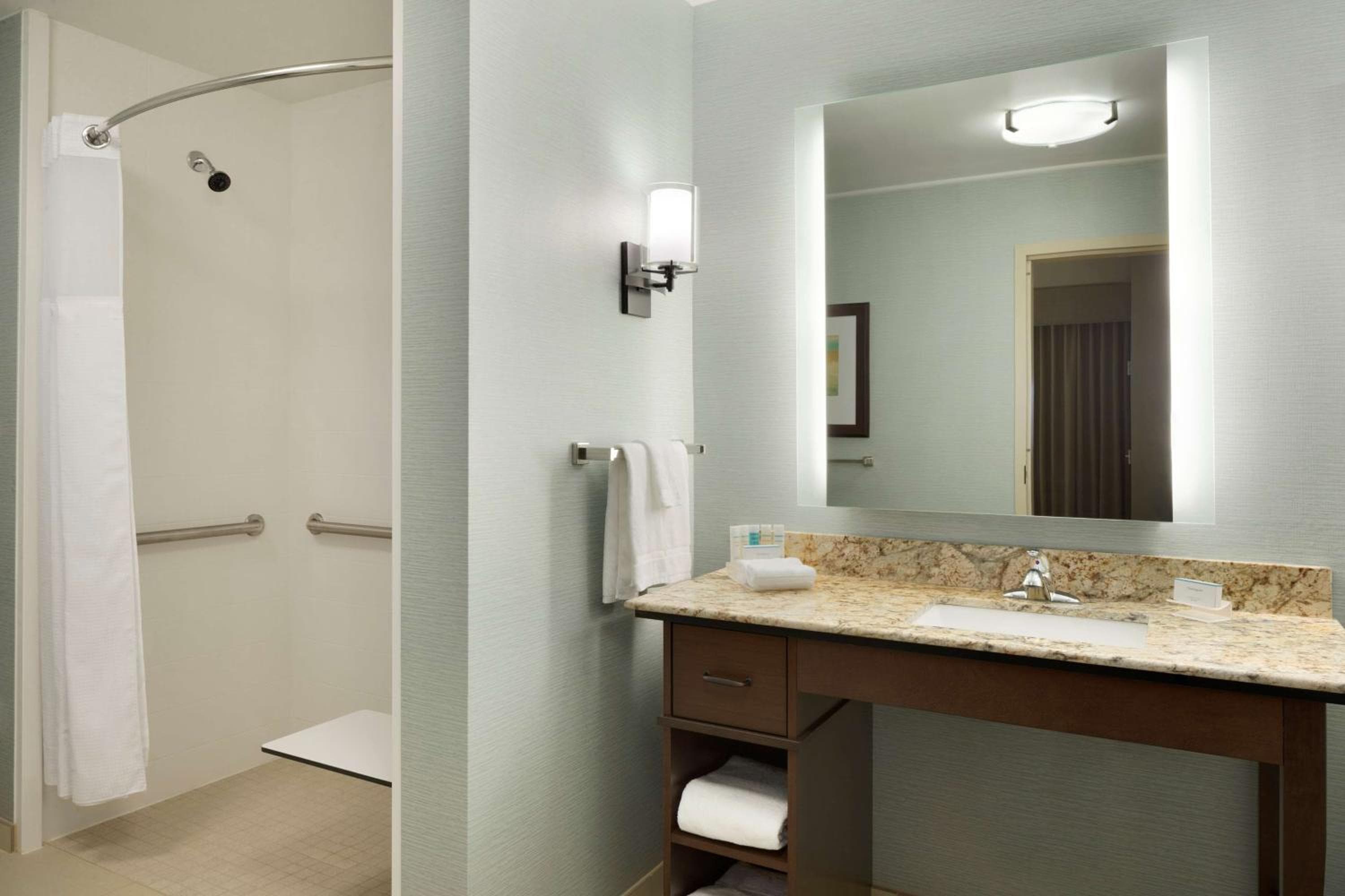 Homewood Suites by Hilton Kalamazoo-Portage, Portage, photo 2