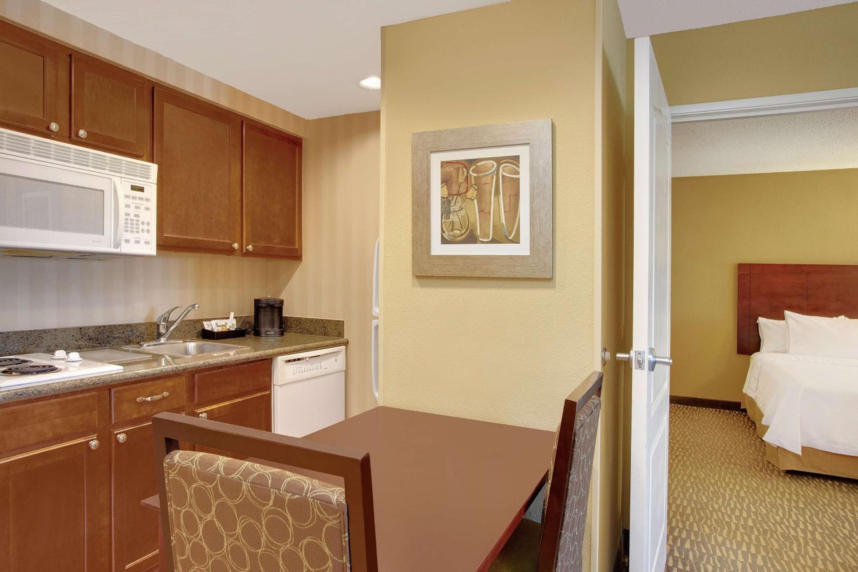 Homewood Suites by Hilton Tampa-Brandon, Tampa, photo 5