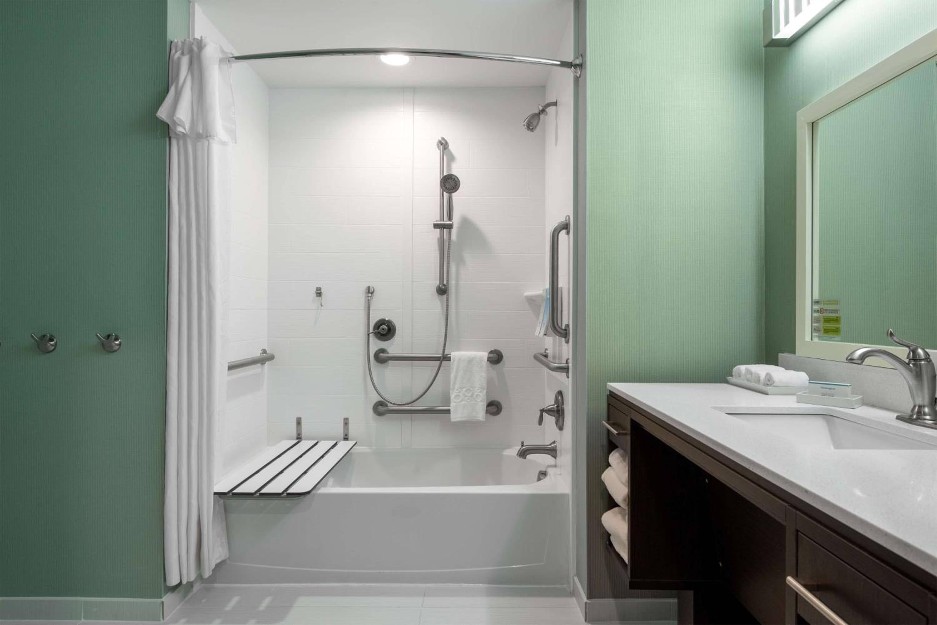 Home2 Suites by Hilton Charlotte University Research Park, Charlotte, photo 2