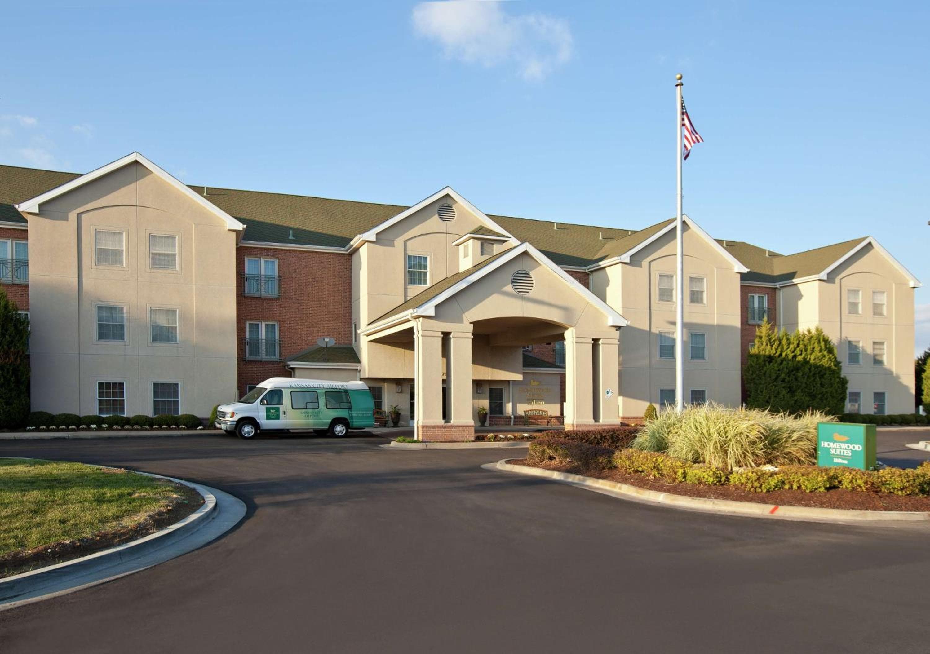 Homewood Suites by Hilton Kansas City Airport, Kansas City