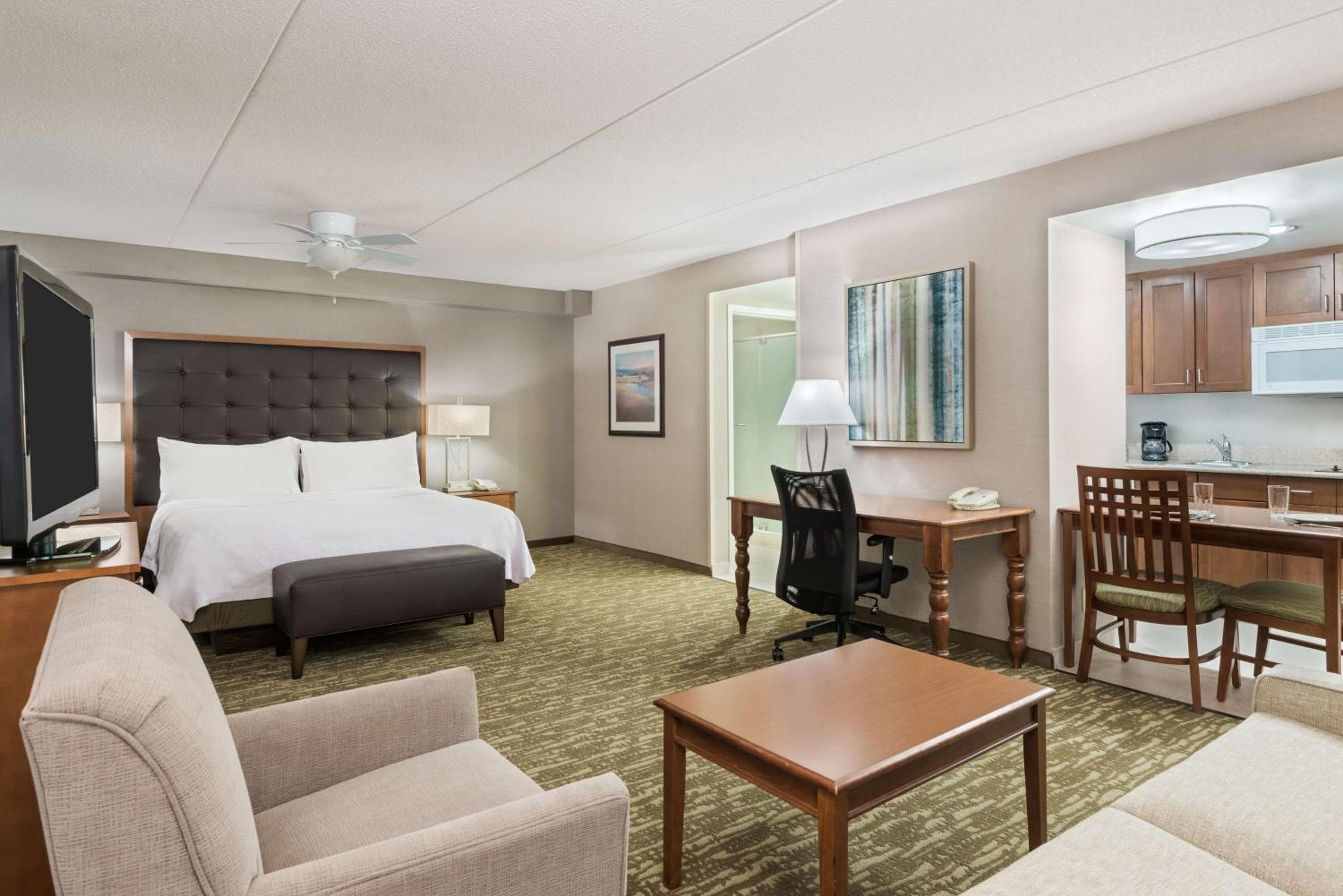 Homewood Suites by Hilton Holyoke-Springfield/North, Holyoke, photo 2