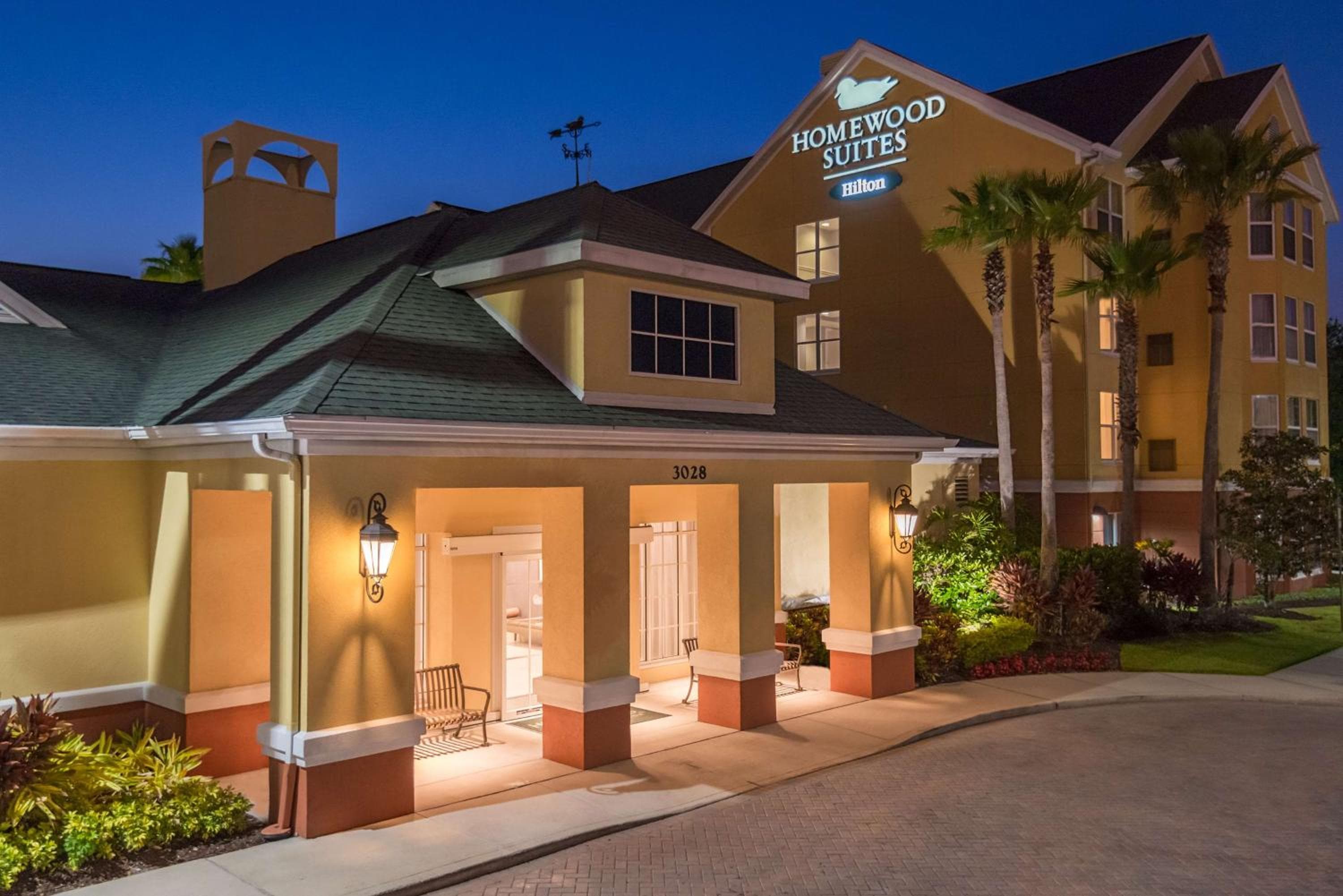 Homewood Suites by Hilton Orlando-UCF Area, Orlando