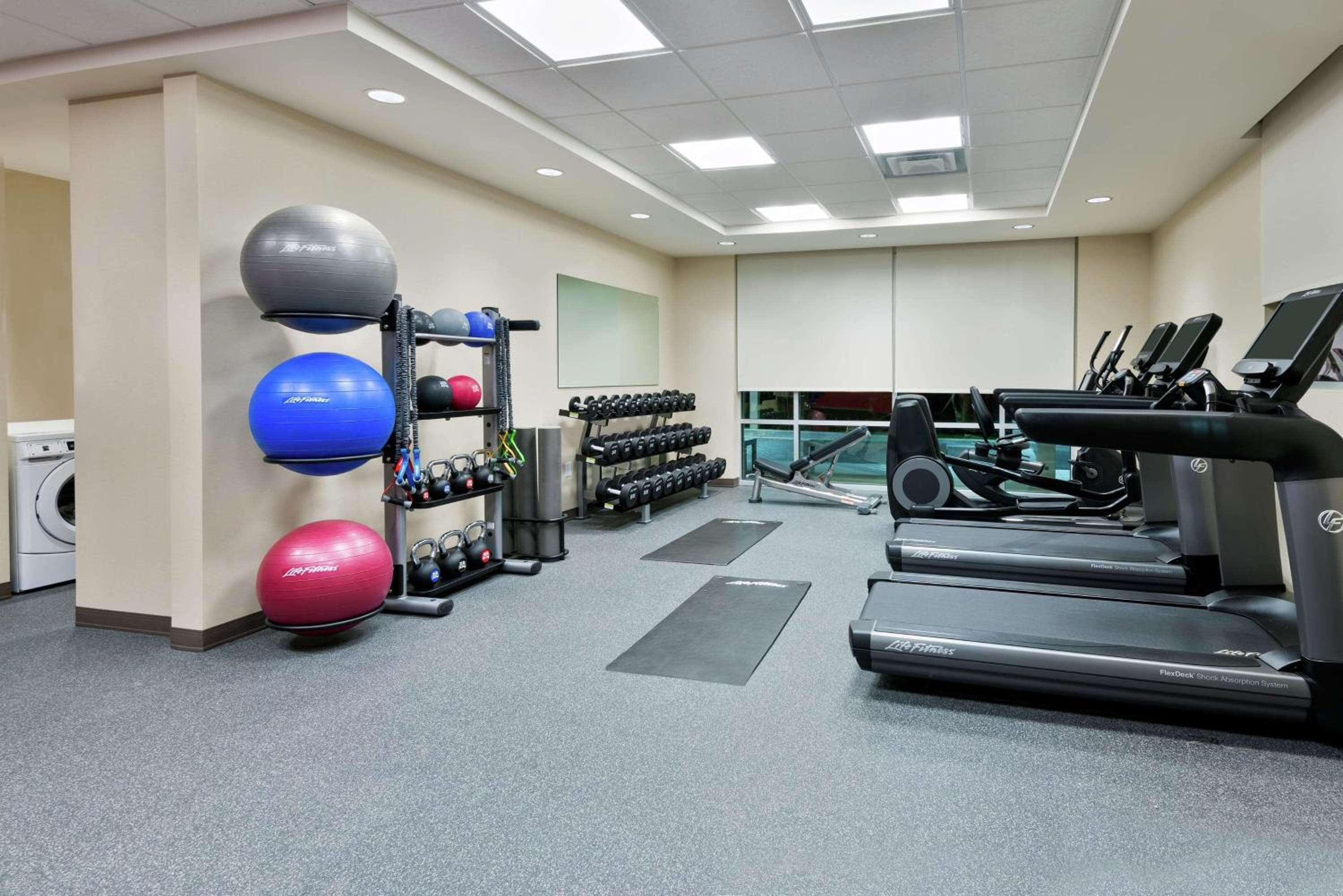 Home2 Suites By Hilton Orlando Near Universal, Orlando, photo 4