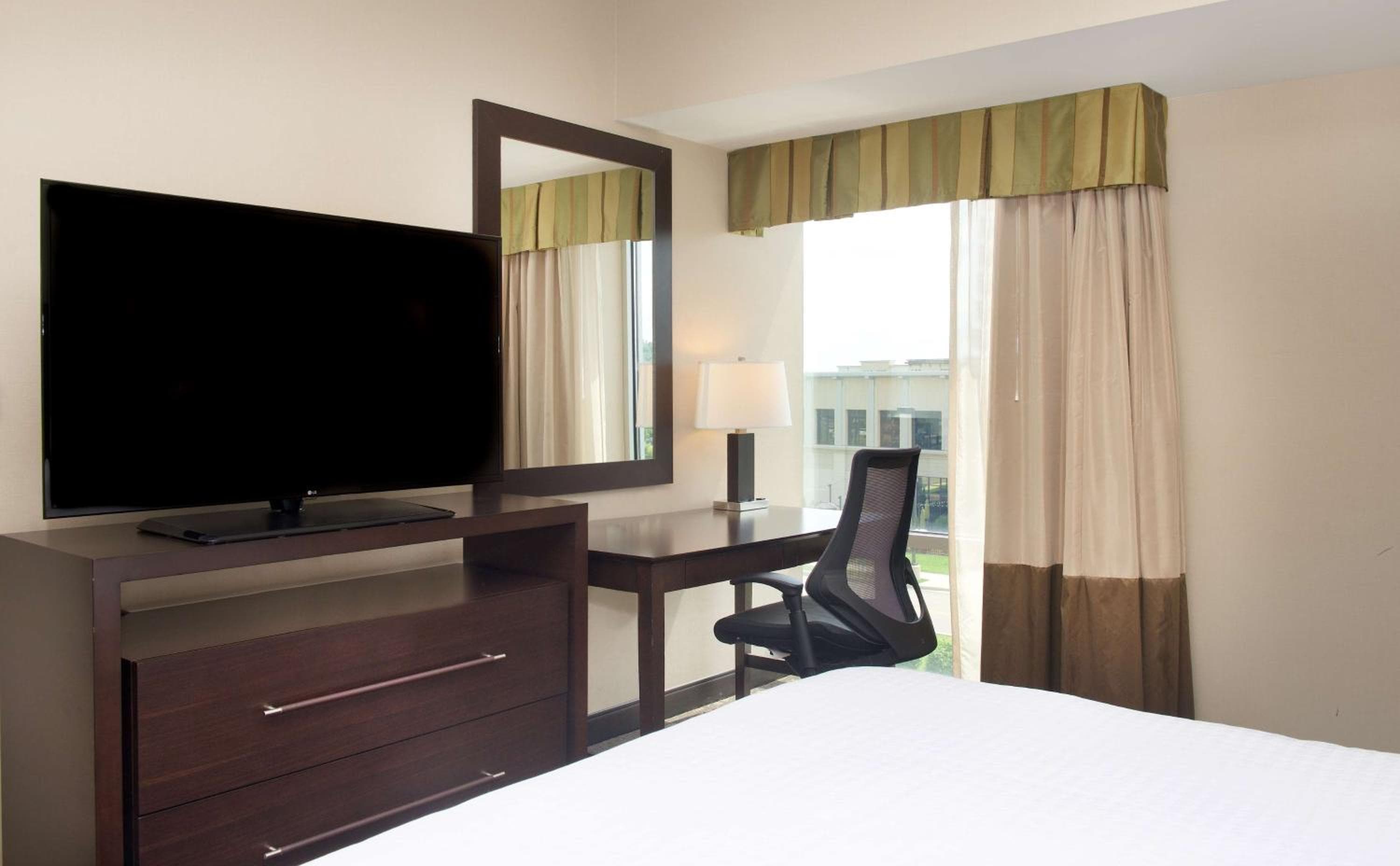 Hotel room at Homewood Suites by Hilton Pittsburgh-Southpointe