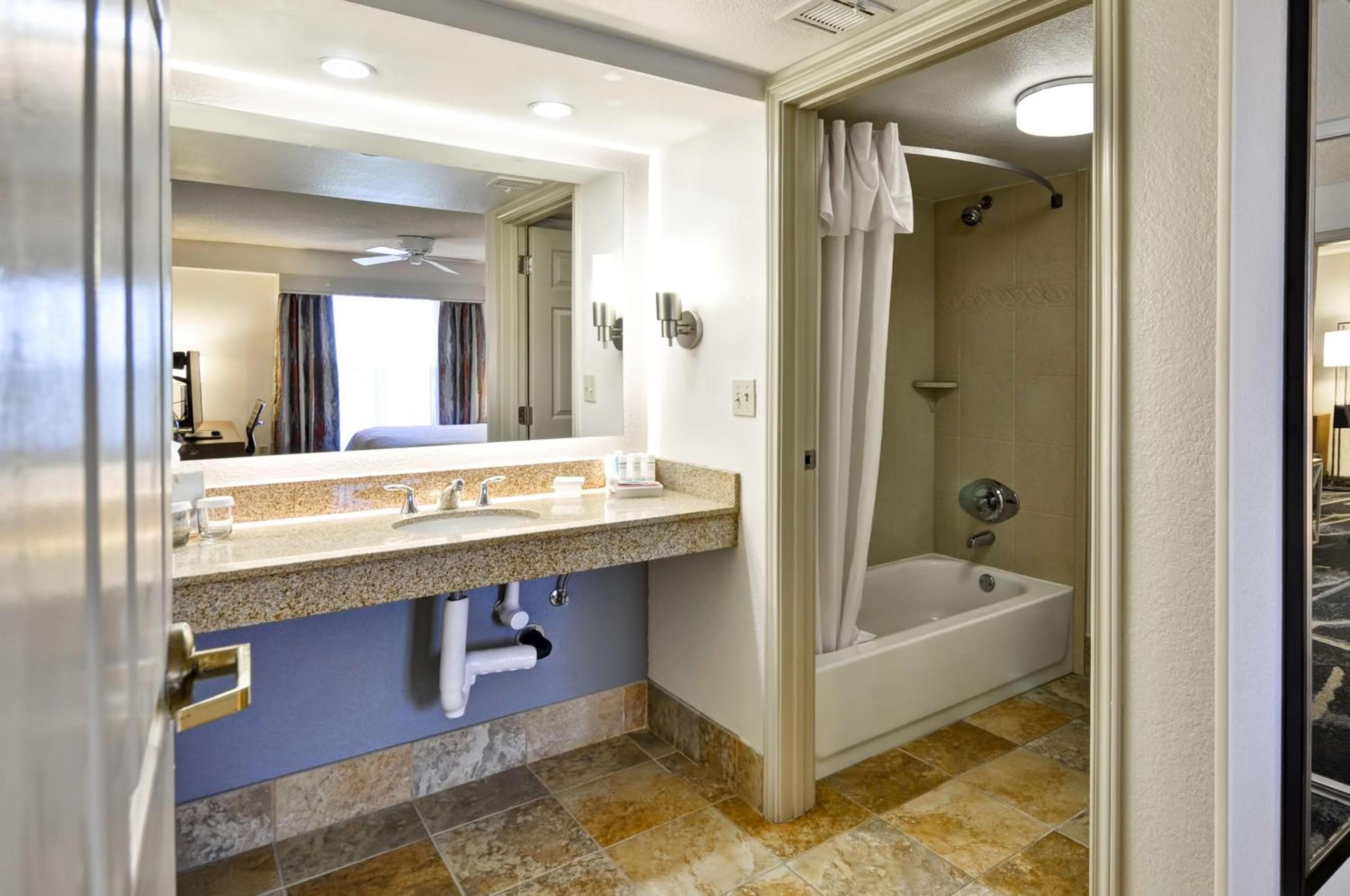 Homewood Suites by Hilton Phoenix-Biltmore, Phoenix, photo 4