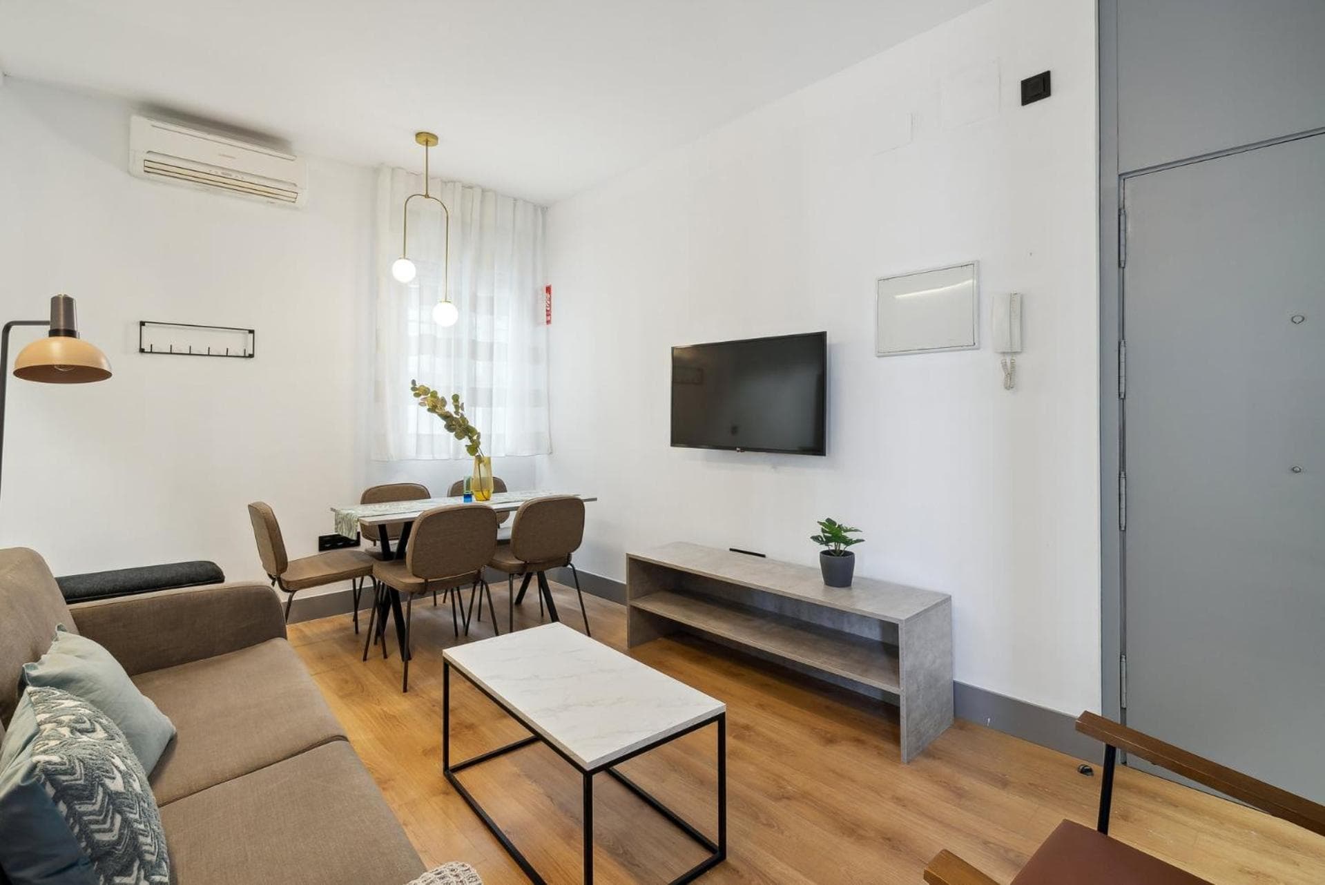 Limehome Madrid Calle de Santa Ana - estancia temporal, Madrid, photo 5