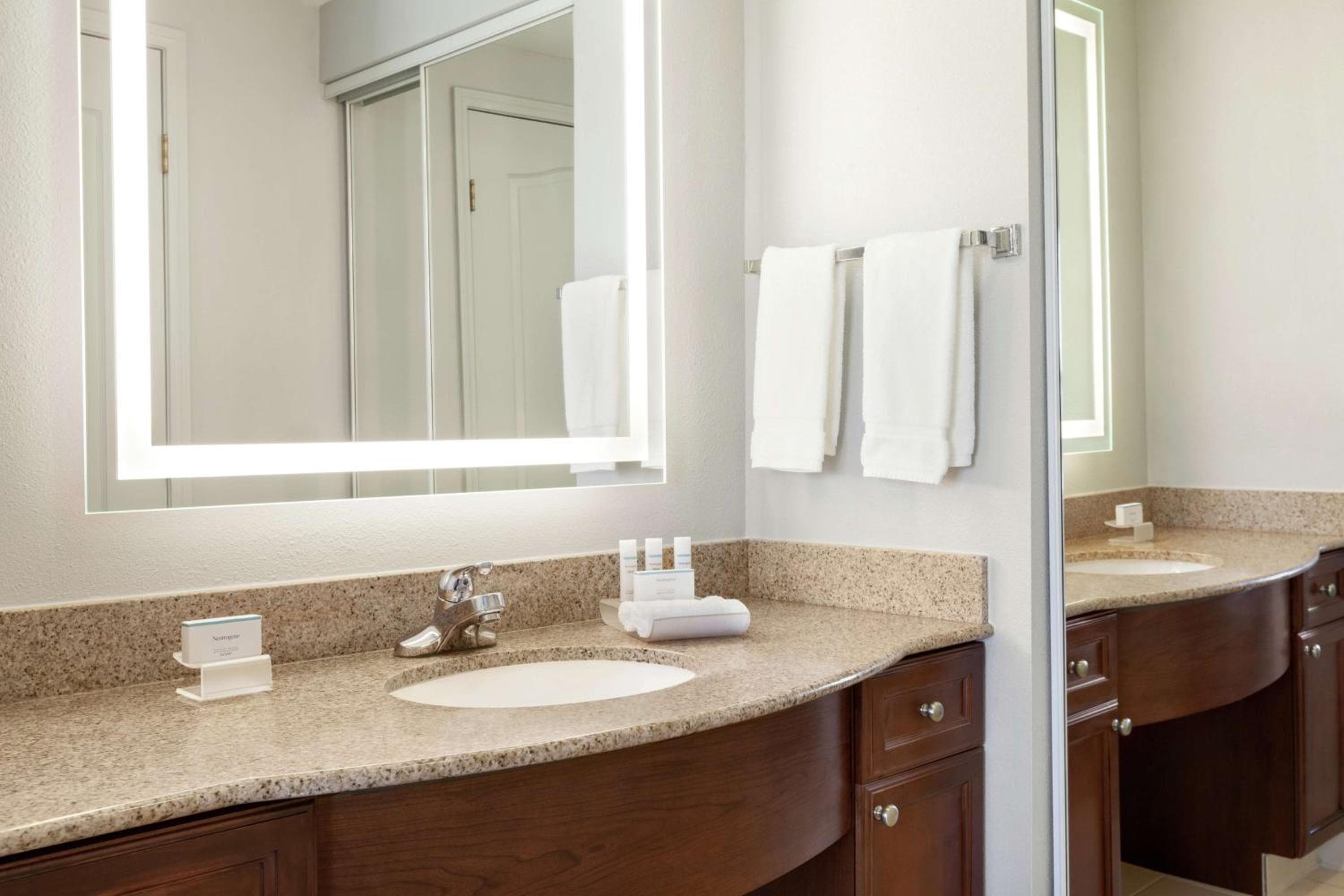 Homewood Suites by Hilton Sacramento/Roseville, Roseville, photo 3