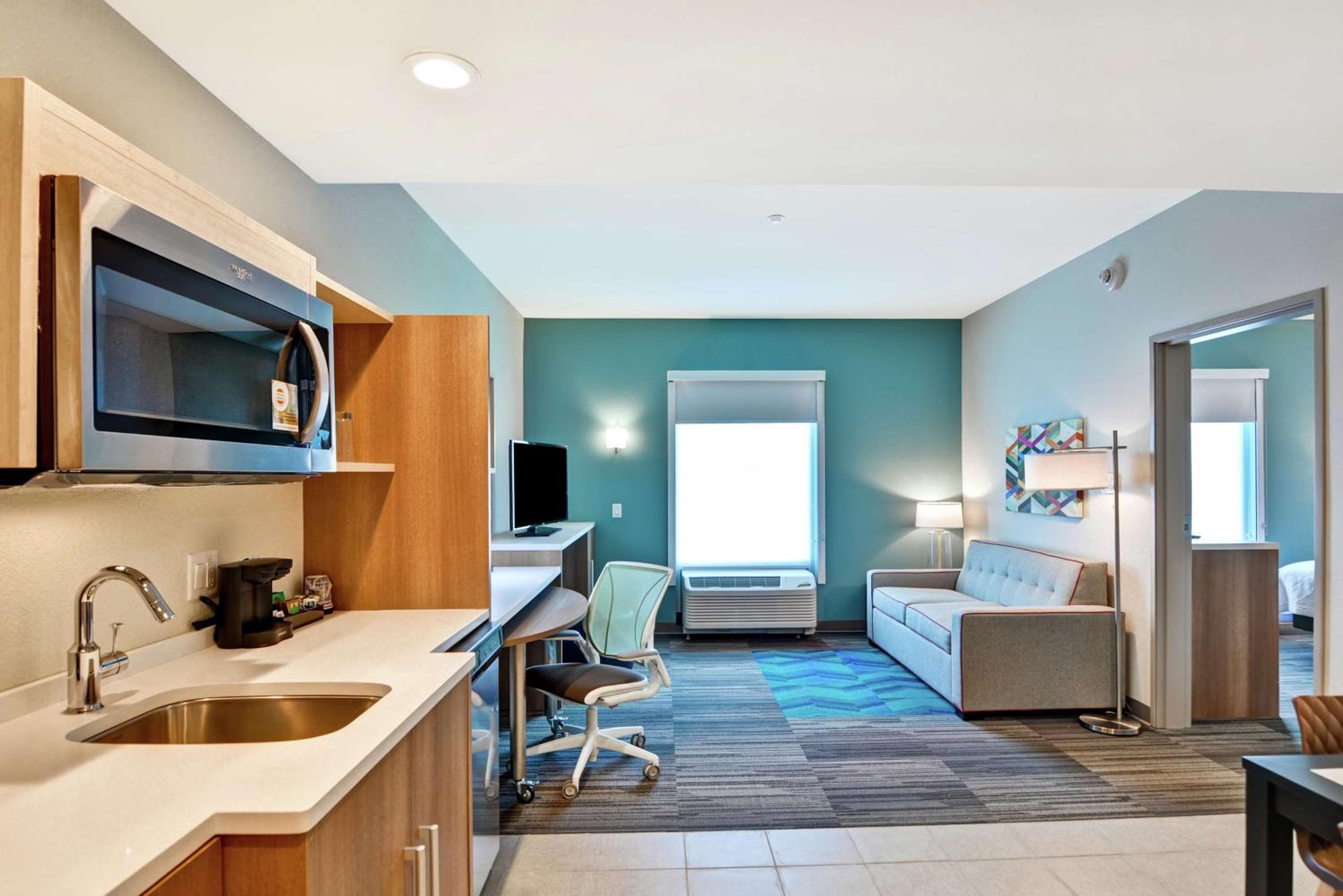 Home2 Suites By Hilton Daytona Beach Speedway, Daytona Beach, photo 4