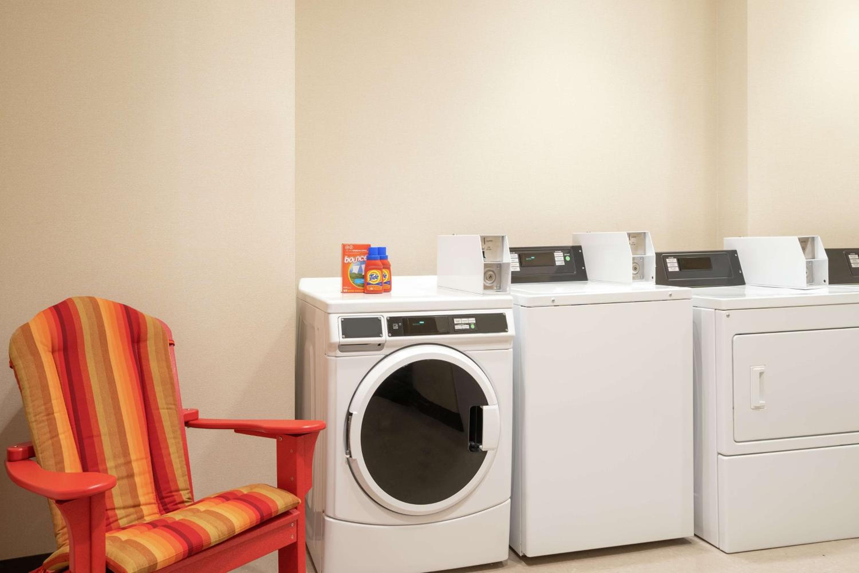 Home2 Suites By Hilton Woodland Hills Los Angeles, Woodland Hills, photo 2