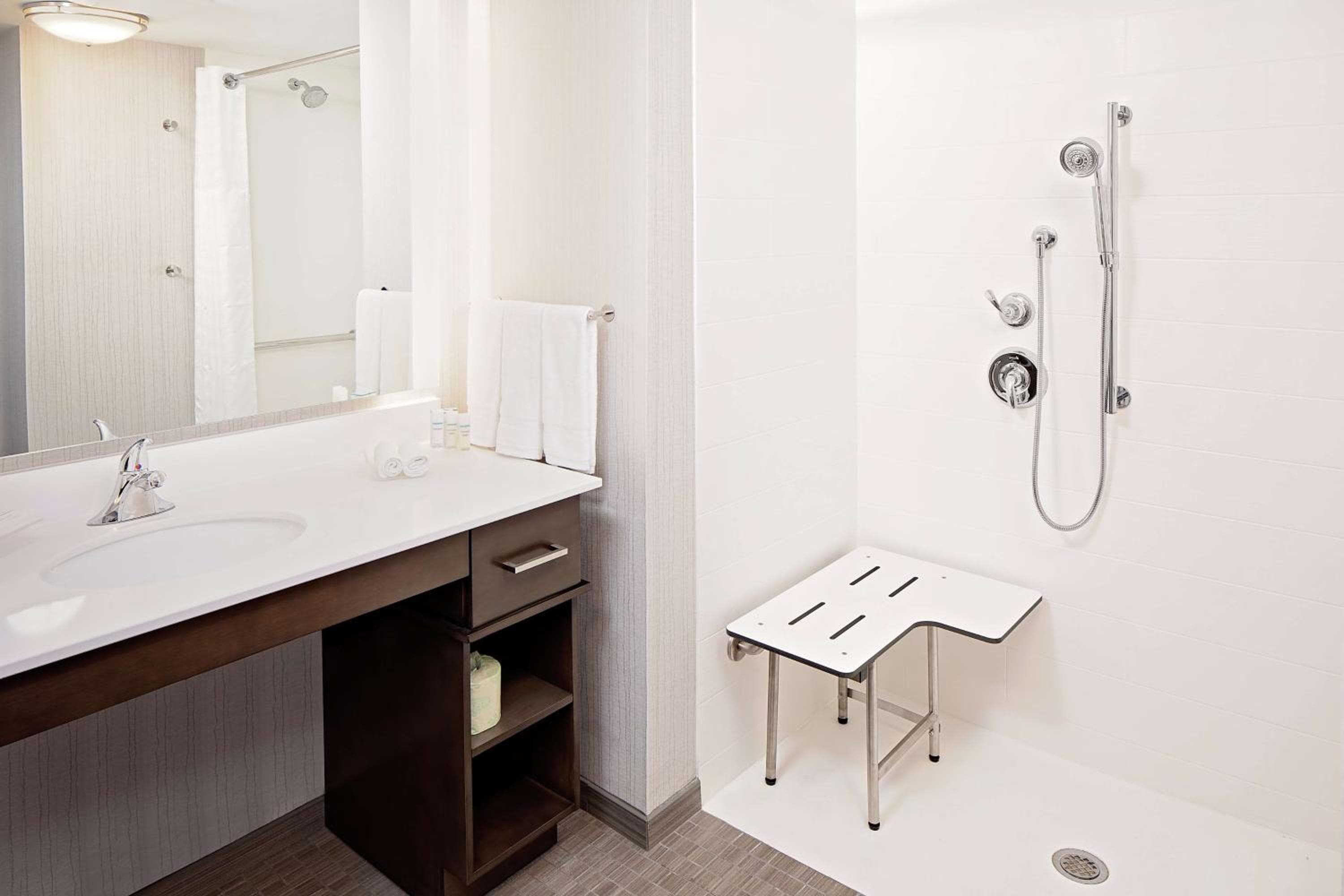 Homewood Suites By Hilton Ronkonkoma, Ronkonkoma, photo 4