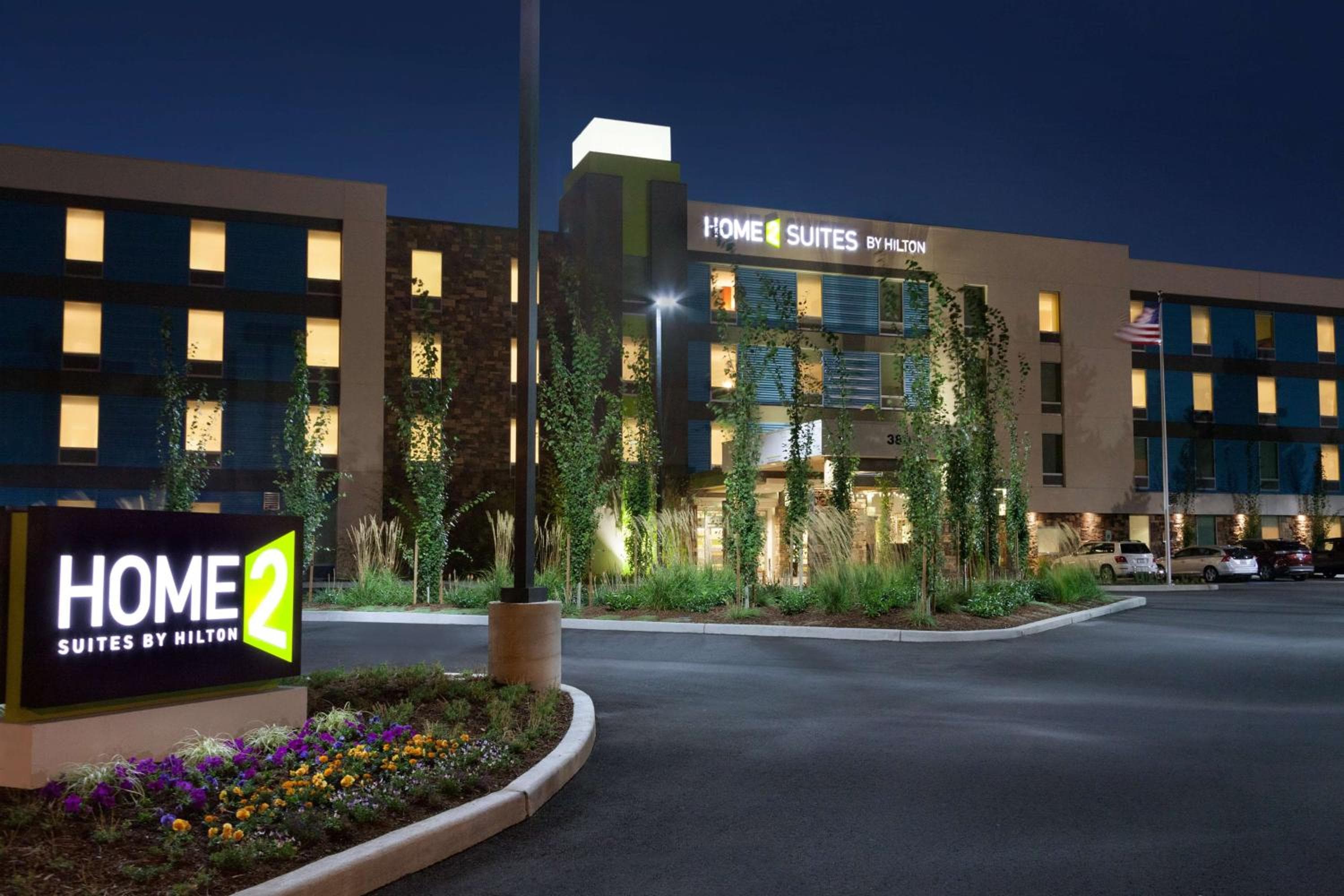 Home2 Suites by Hilton Seattle Airport, Seattle