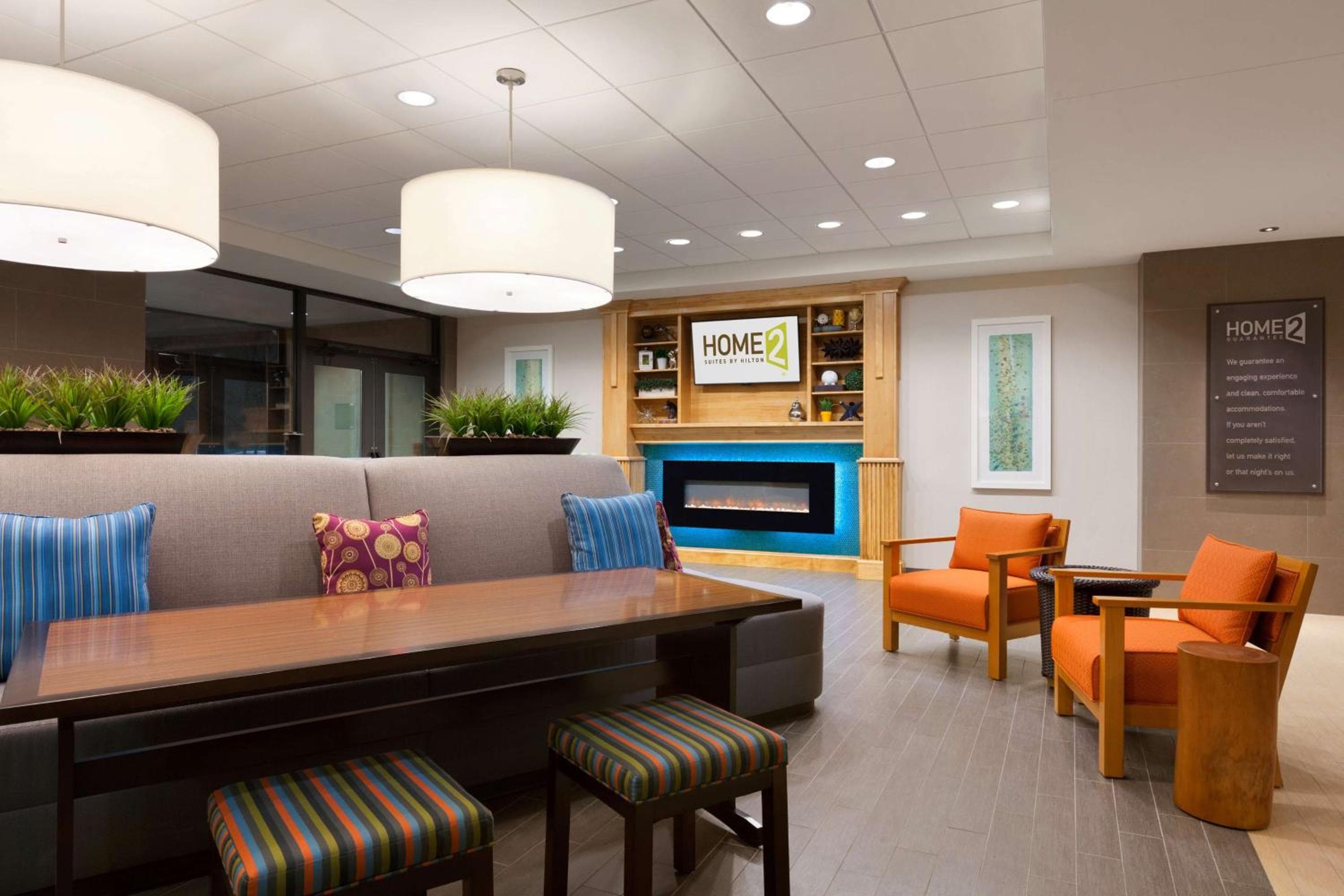 Home2 Suites by Hilton Champaign/Urbana, Champaign, photo 6