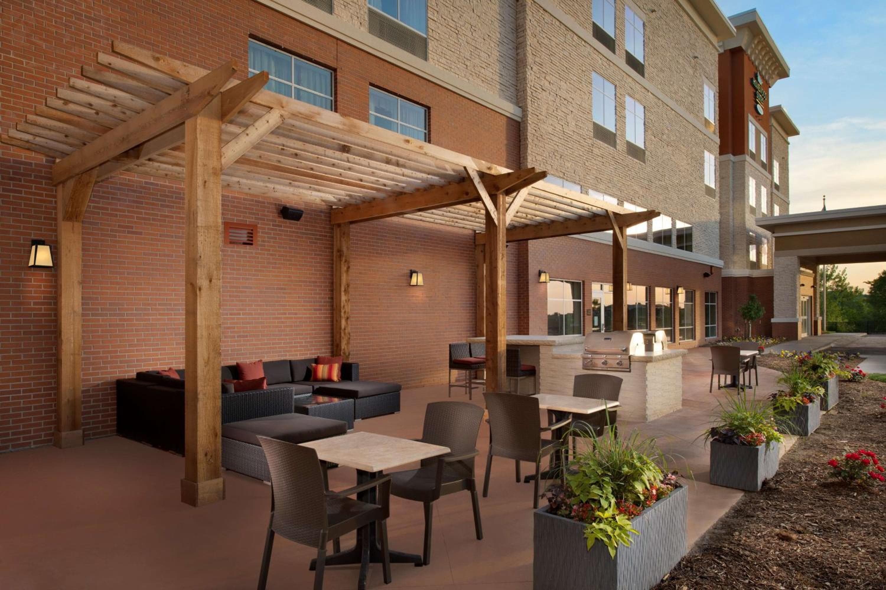 Homewood Suites By Hilton Kansas City Speedway, Kansas City, photo 2