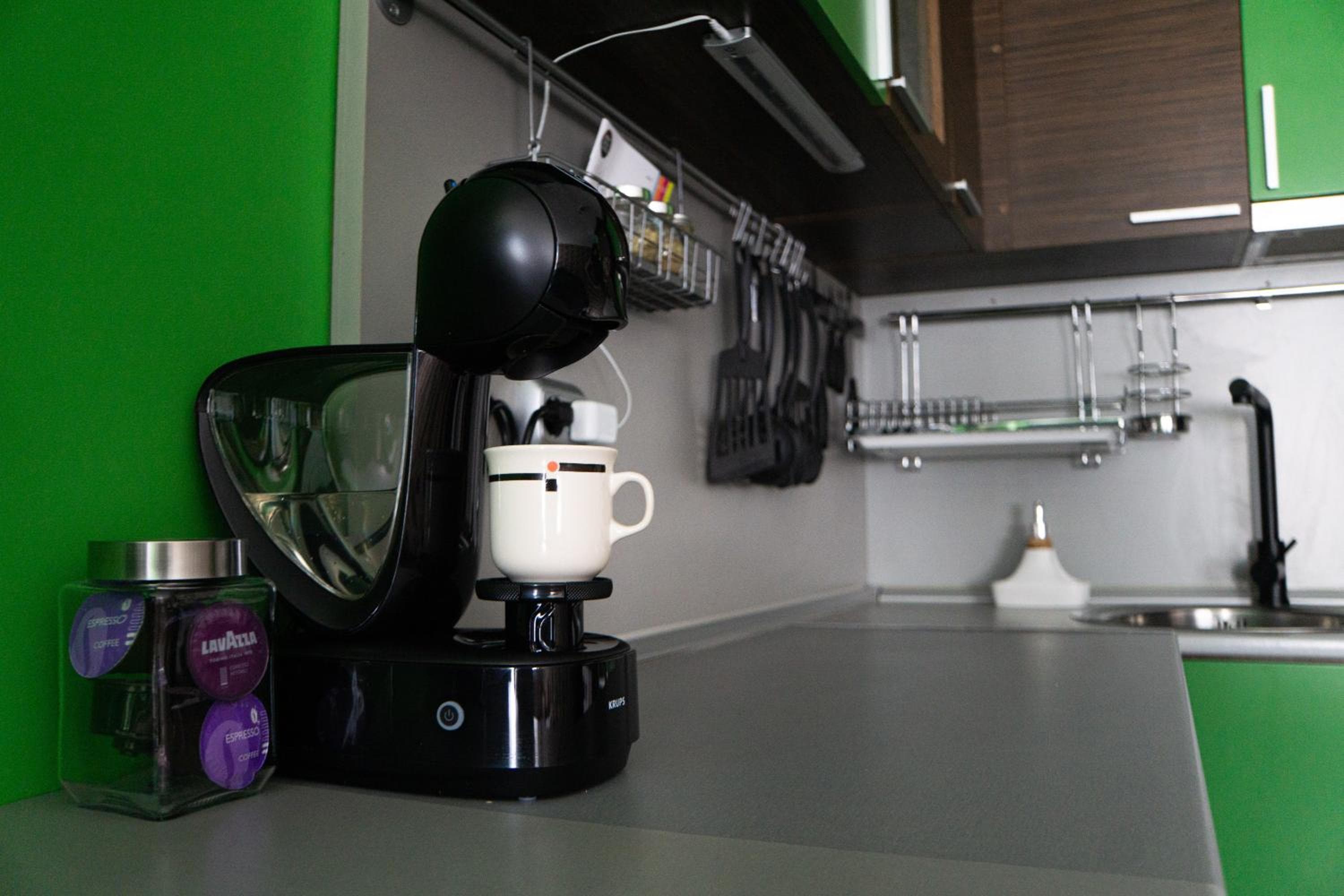 The Green Apartment 2BR - free parking, Sofia, photo 6