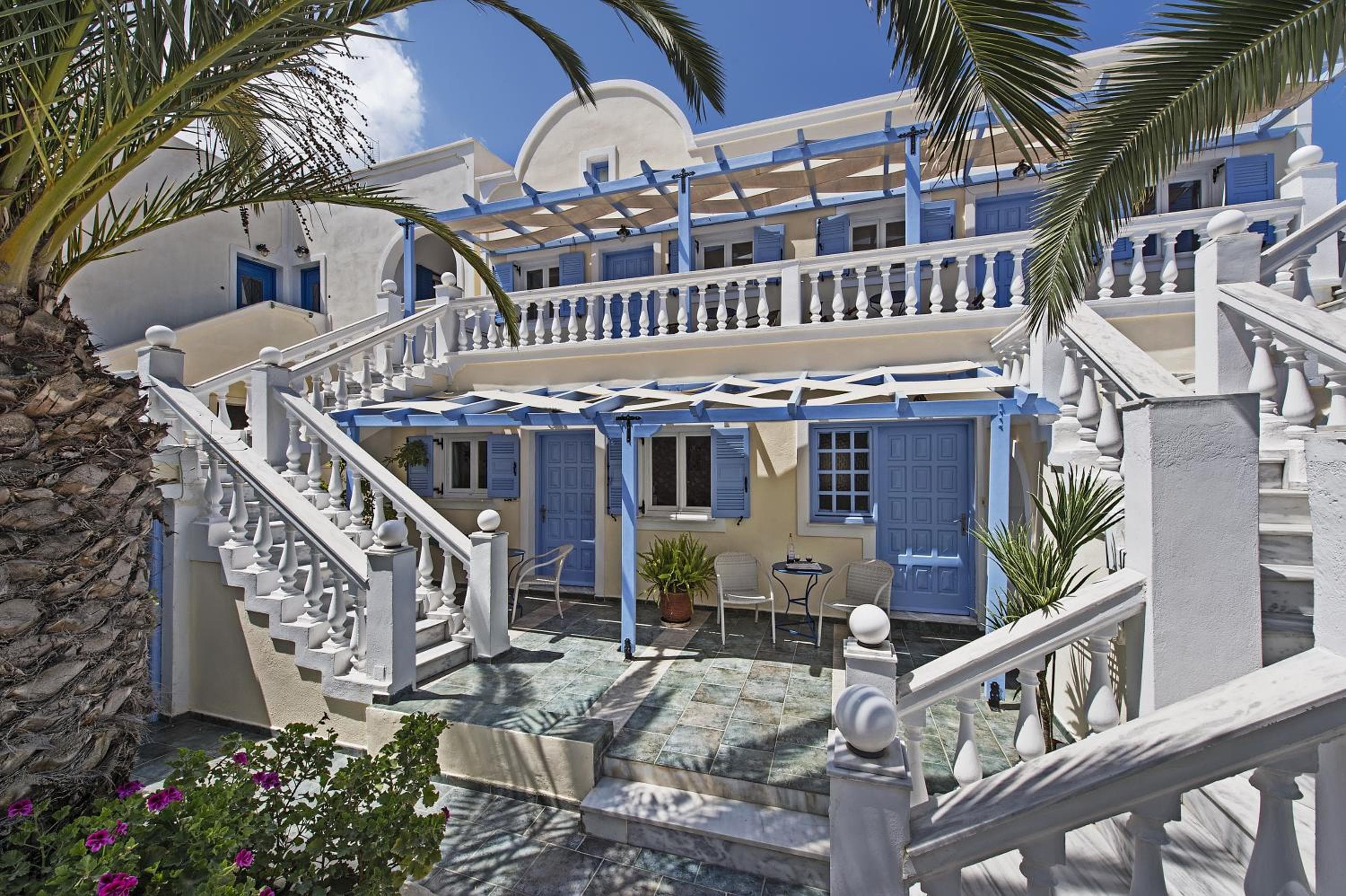 Phoenix, Fira