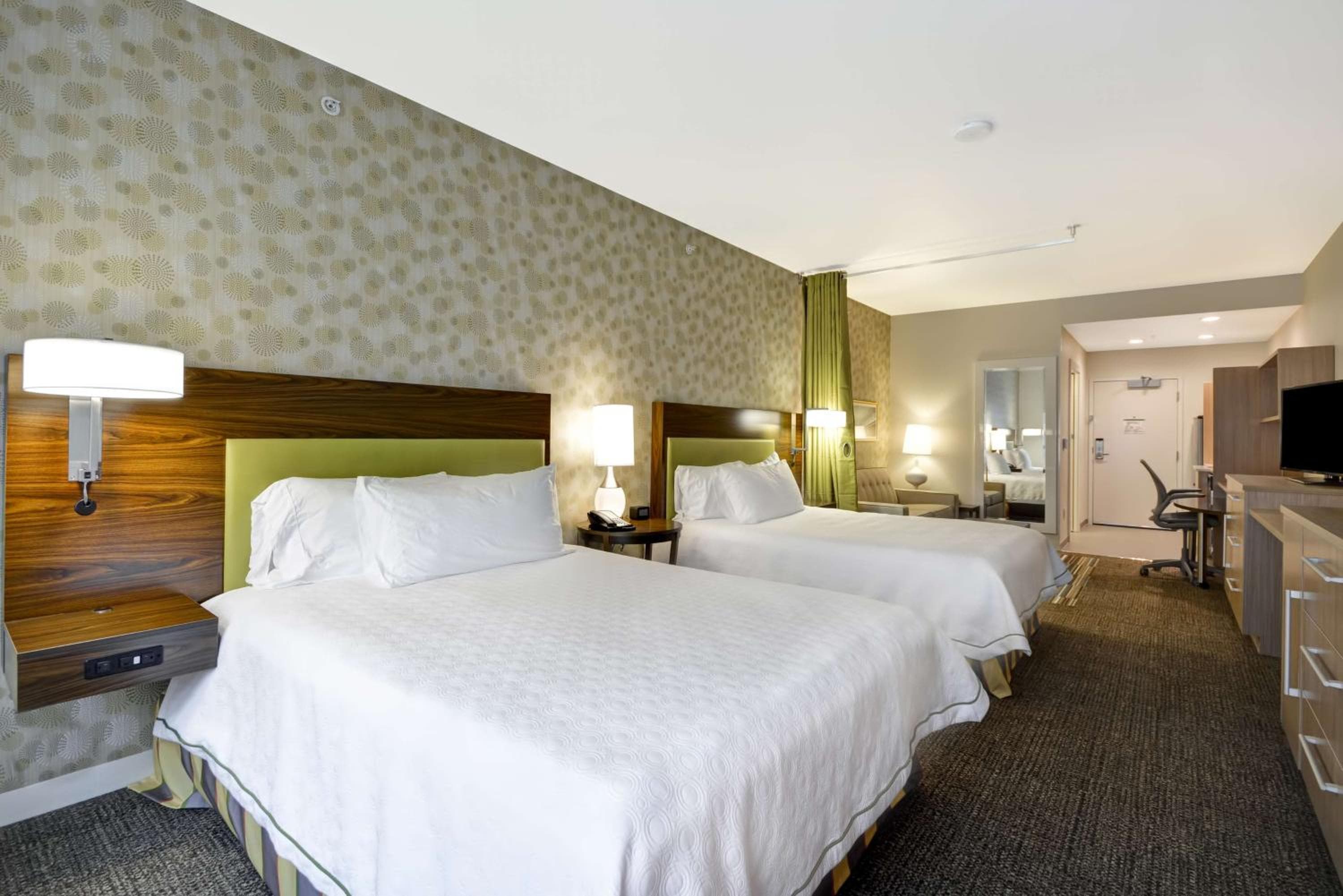 Home2 Suites by Hilton Dallas Downtown at Baylor Scott & White, Dallas, photo 2