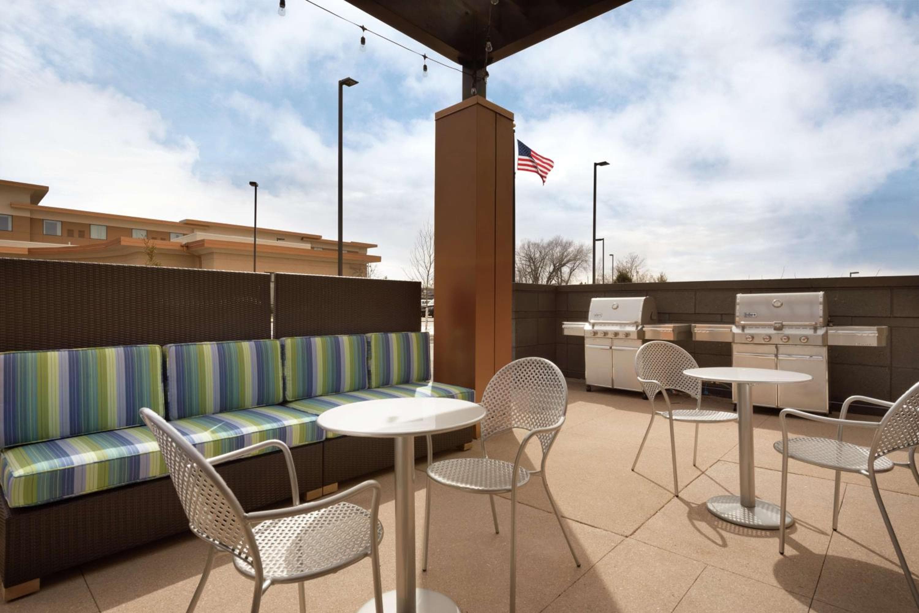 Home2 Suites by Hilton Milwaukee Airport, Milwaukee, photo 2