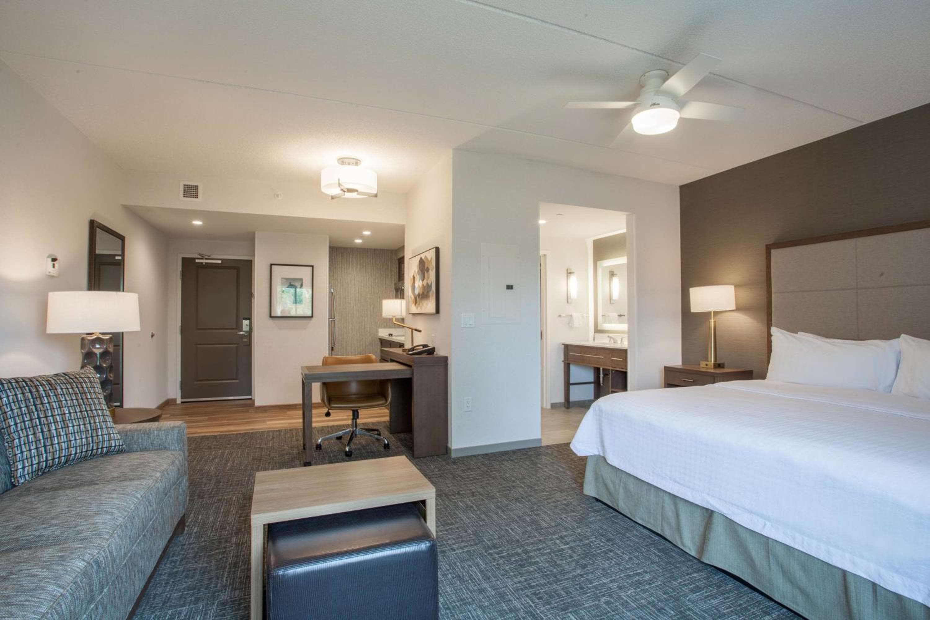 Homewood Suites By Hilton Saratoga Springs, Saratoga Springs, photo 2