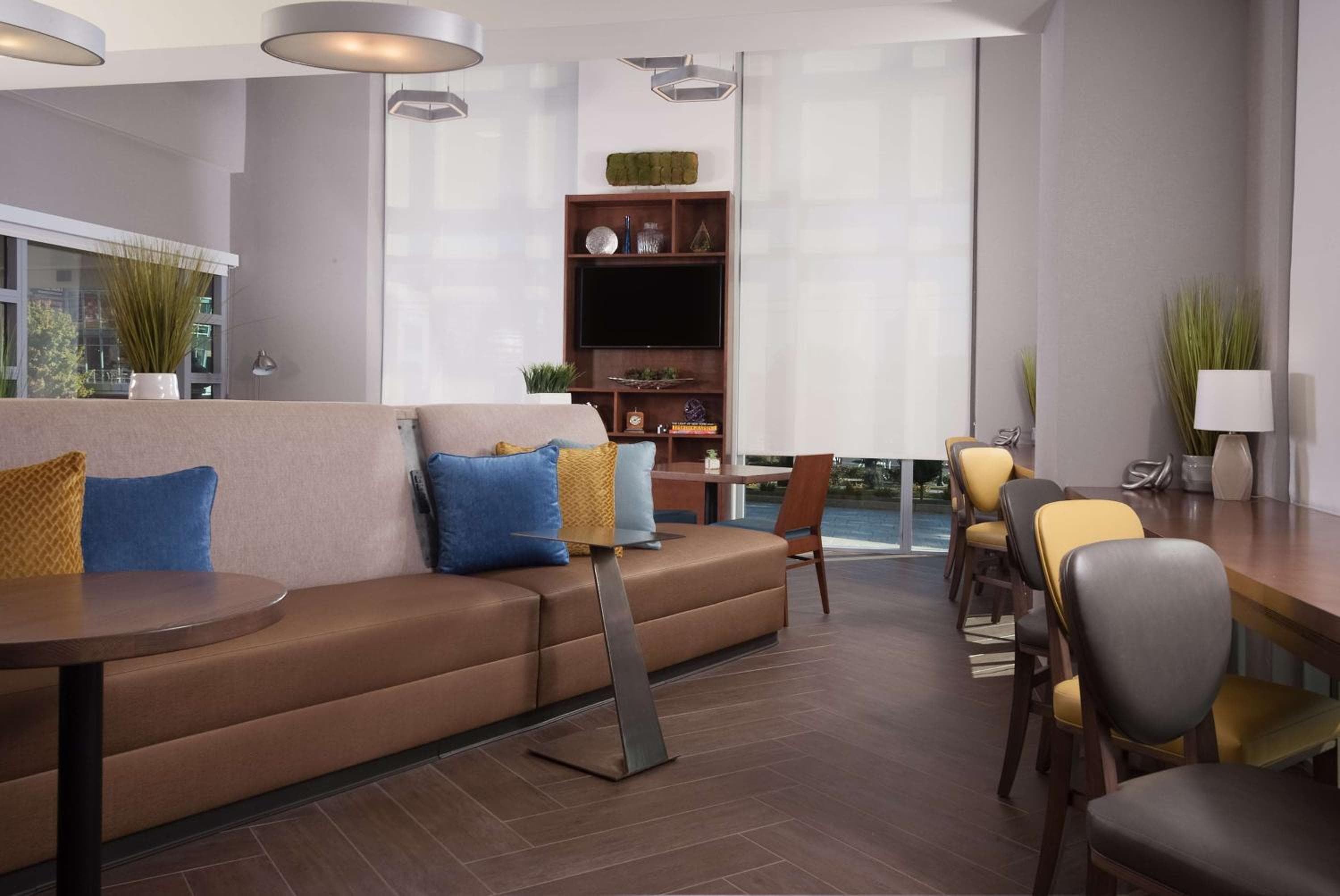 Home2 Suites By Hilton Atlanta Perimeter Center, Atlanta, photo 3