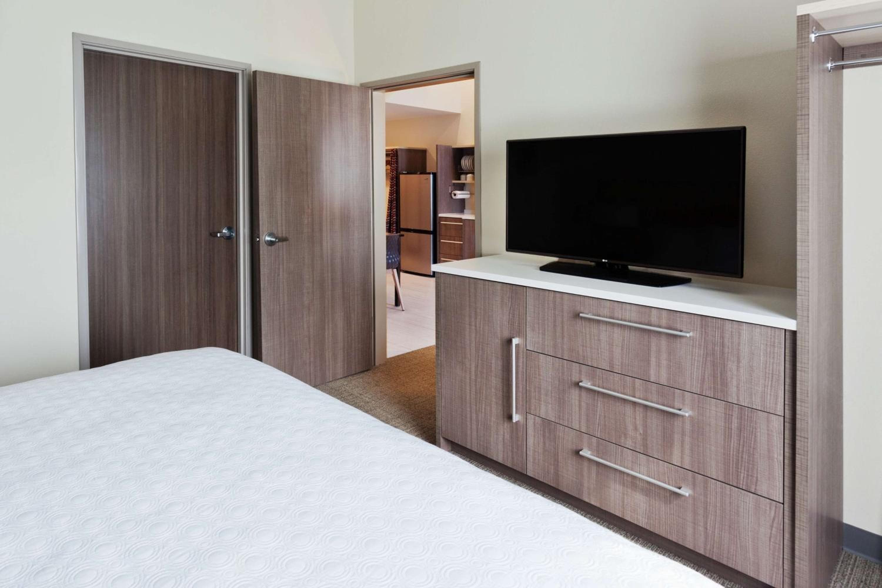 Home2 Suites By Hilton Birmingham Colonnade, Birmingham, photo 5