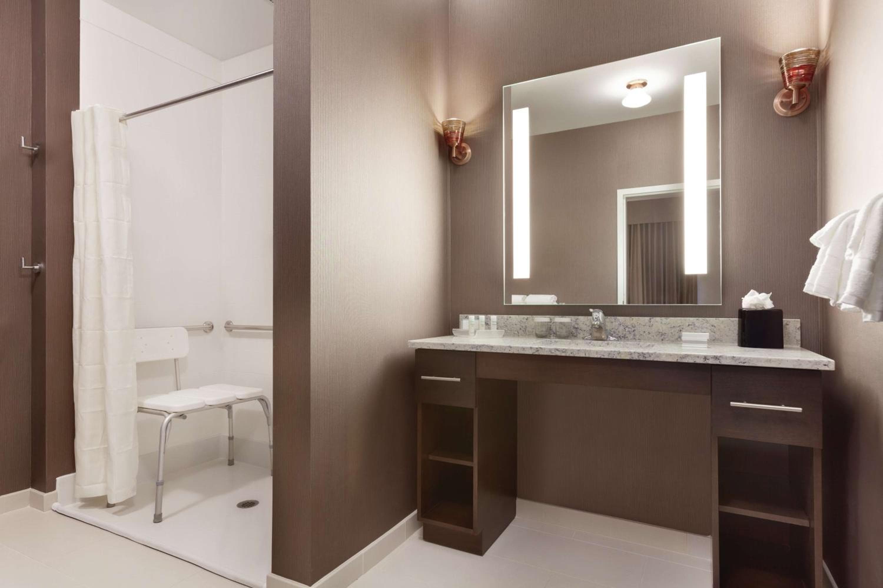 Homewood Suites by Hilton Burlington, South Burlington, photo 6