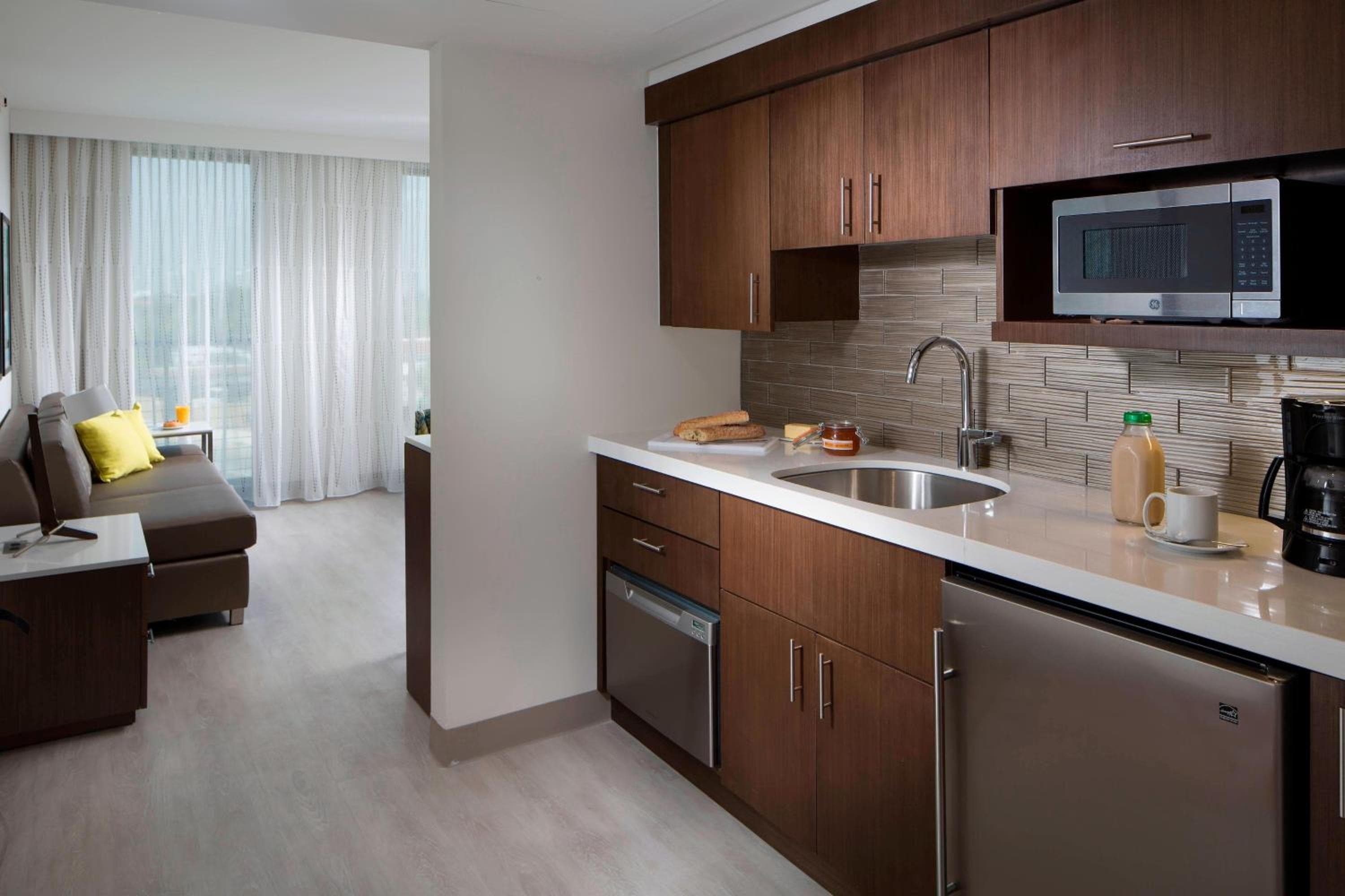 Residence Inn by Marriott Miami Beach South Beach, Miami Beach, photo 5