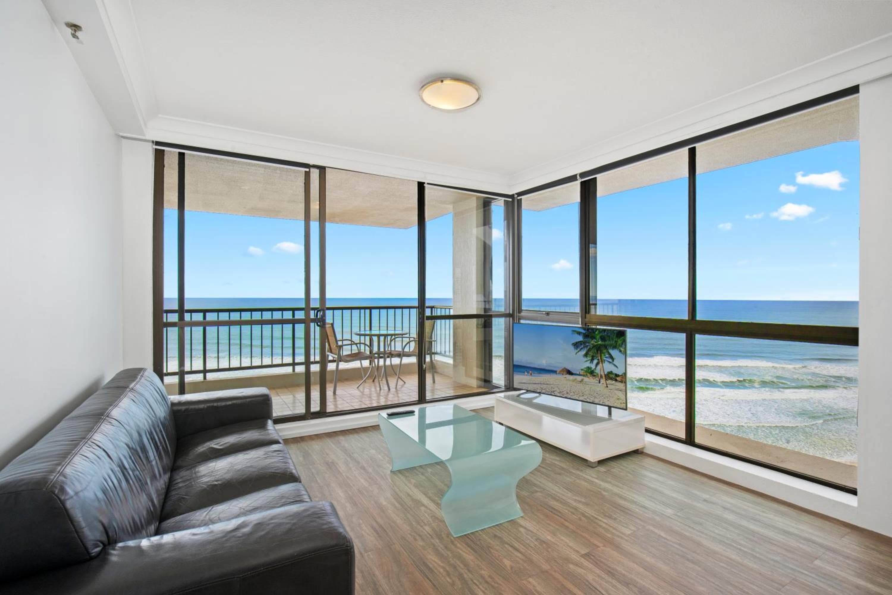 Capricorn One Beachside Holiday Apartments - Official, Gold Coast, photo 6