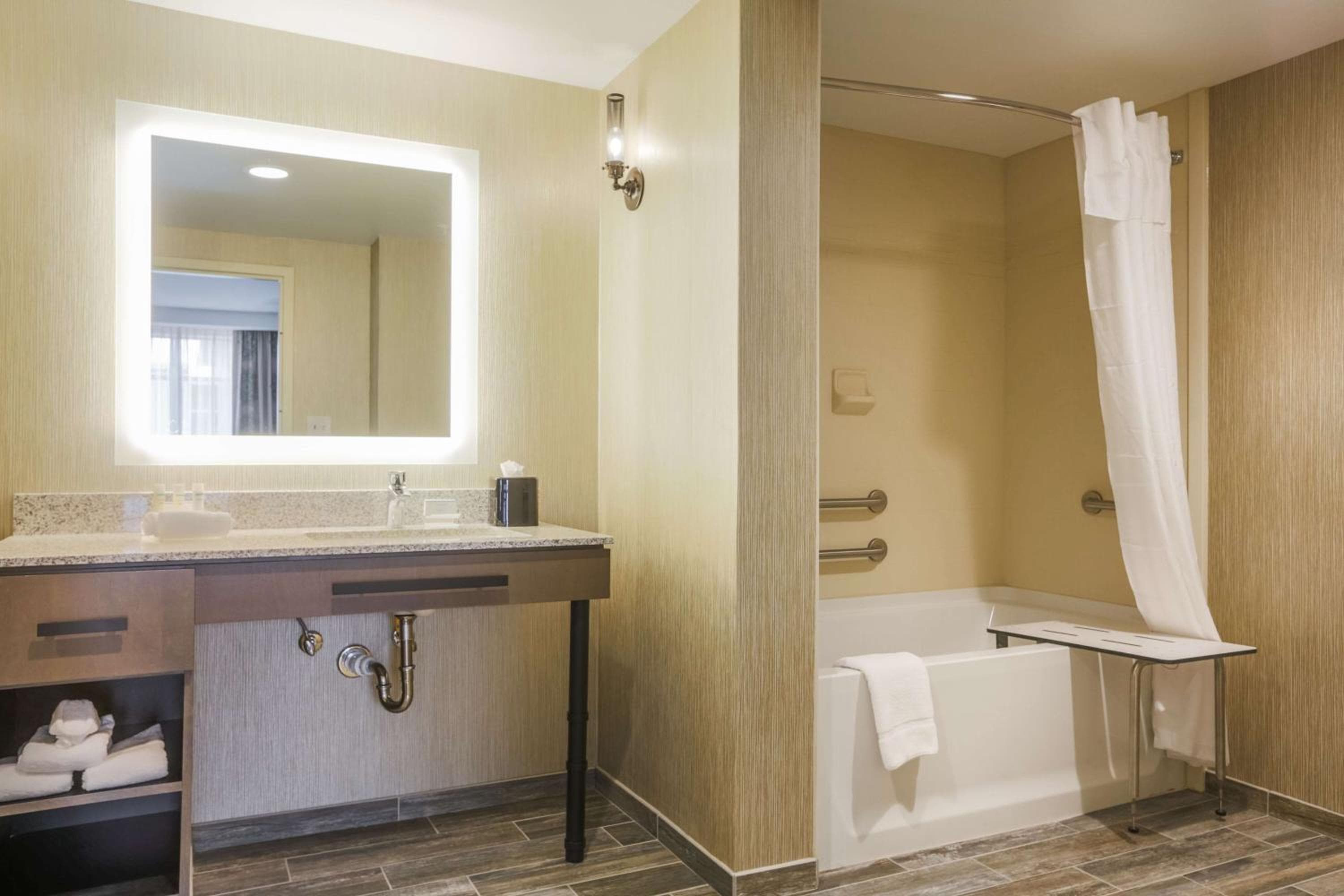 Homewood Suites By Hilton Charleston Historic District, Charleston, photo 2