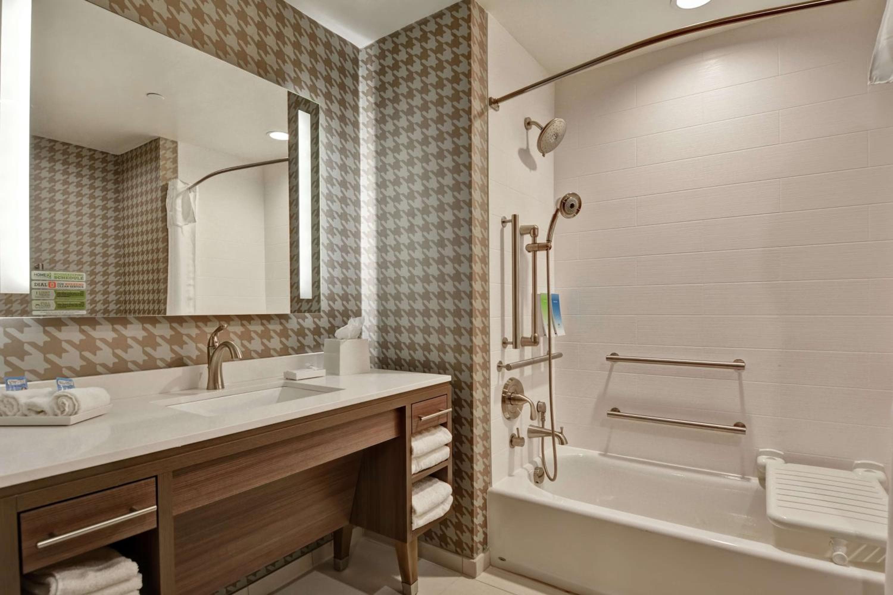 Home2 Suites By Hilton Charlotte Piper Glen, Charlotte, photo 3