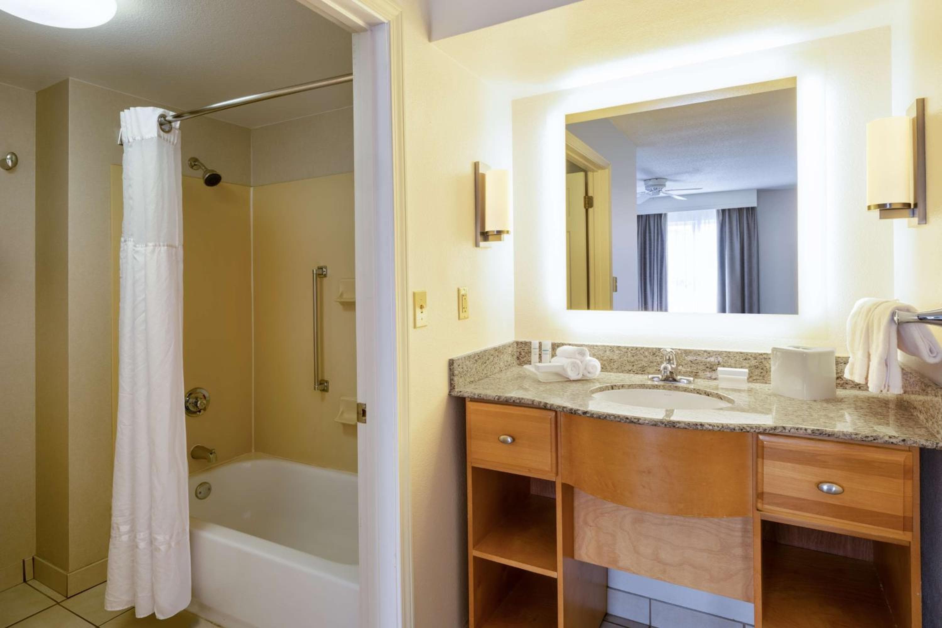 Homewood Suites by Hilton Colorado Springs North USAFA, Colorado Springs, photo 3