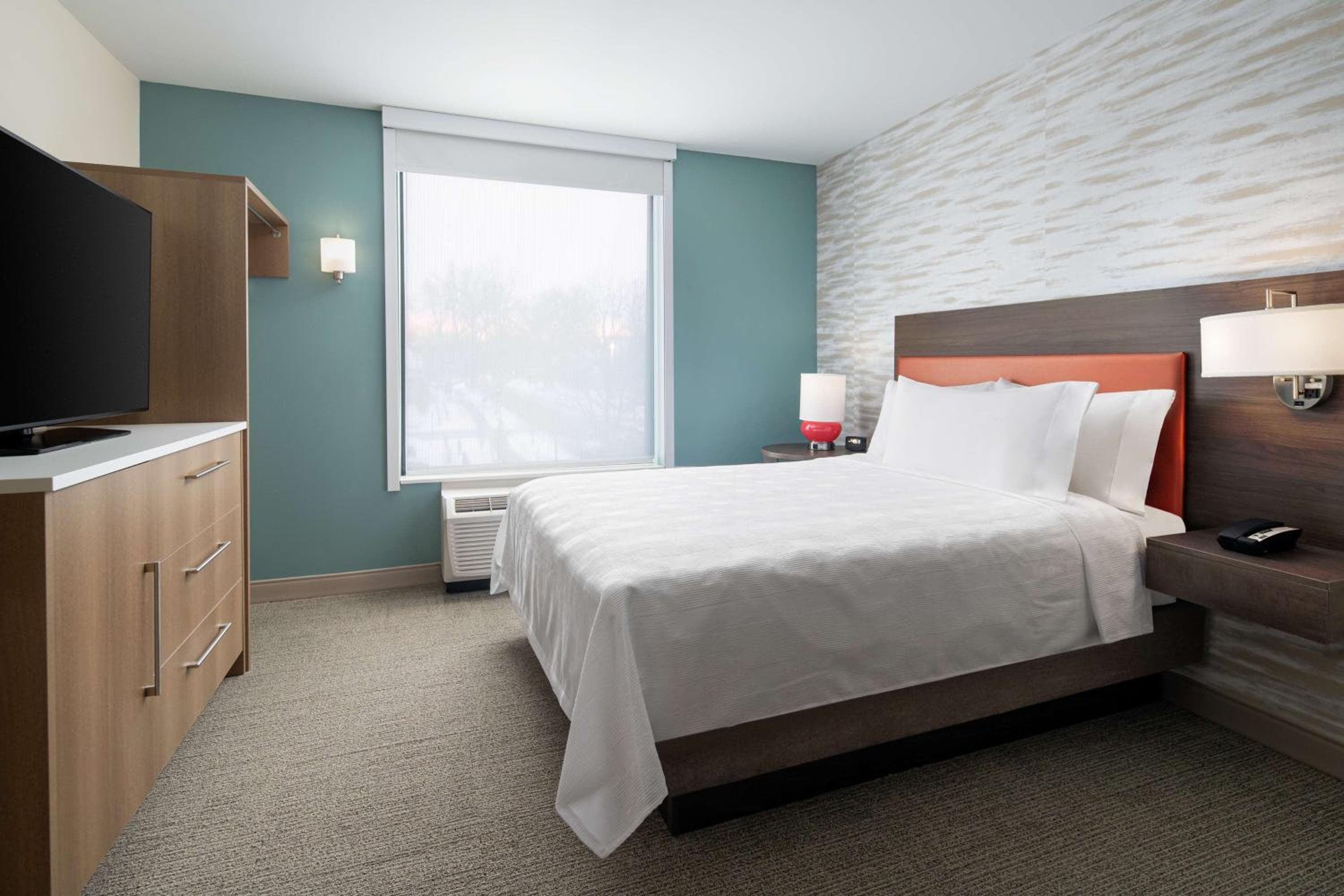 Home2 Suites by Hilton Des Moines at Drake University, Des Moines, photo 3