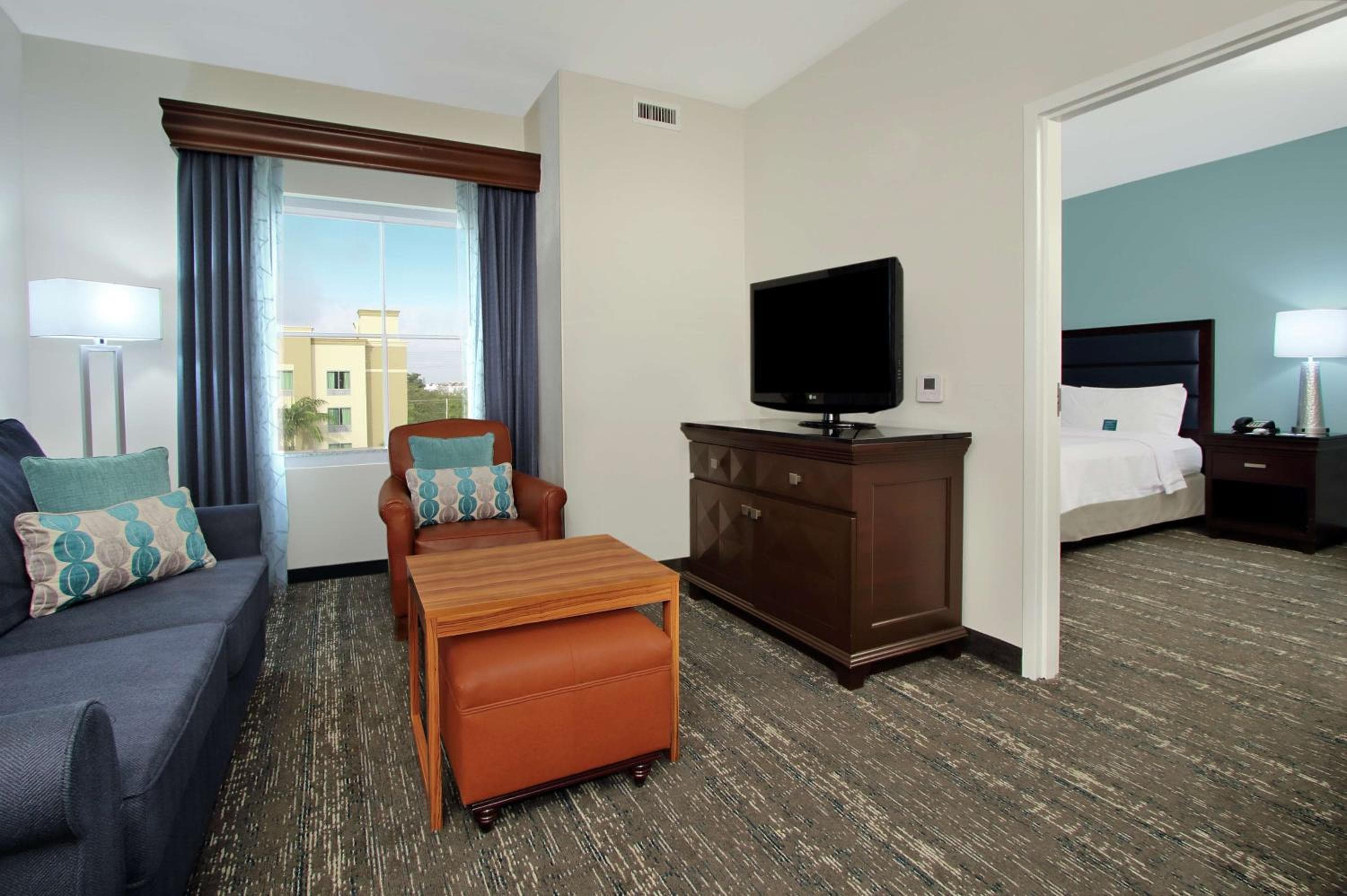 Homewood Suites by Hilton Fort Lauderdale Airport-Cruise Port, Fort Lauderdale, photo 3