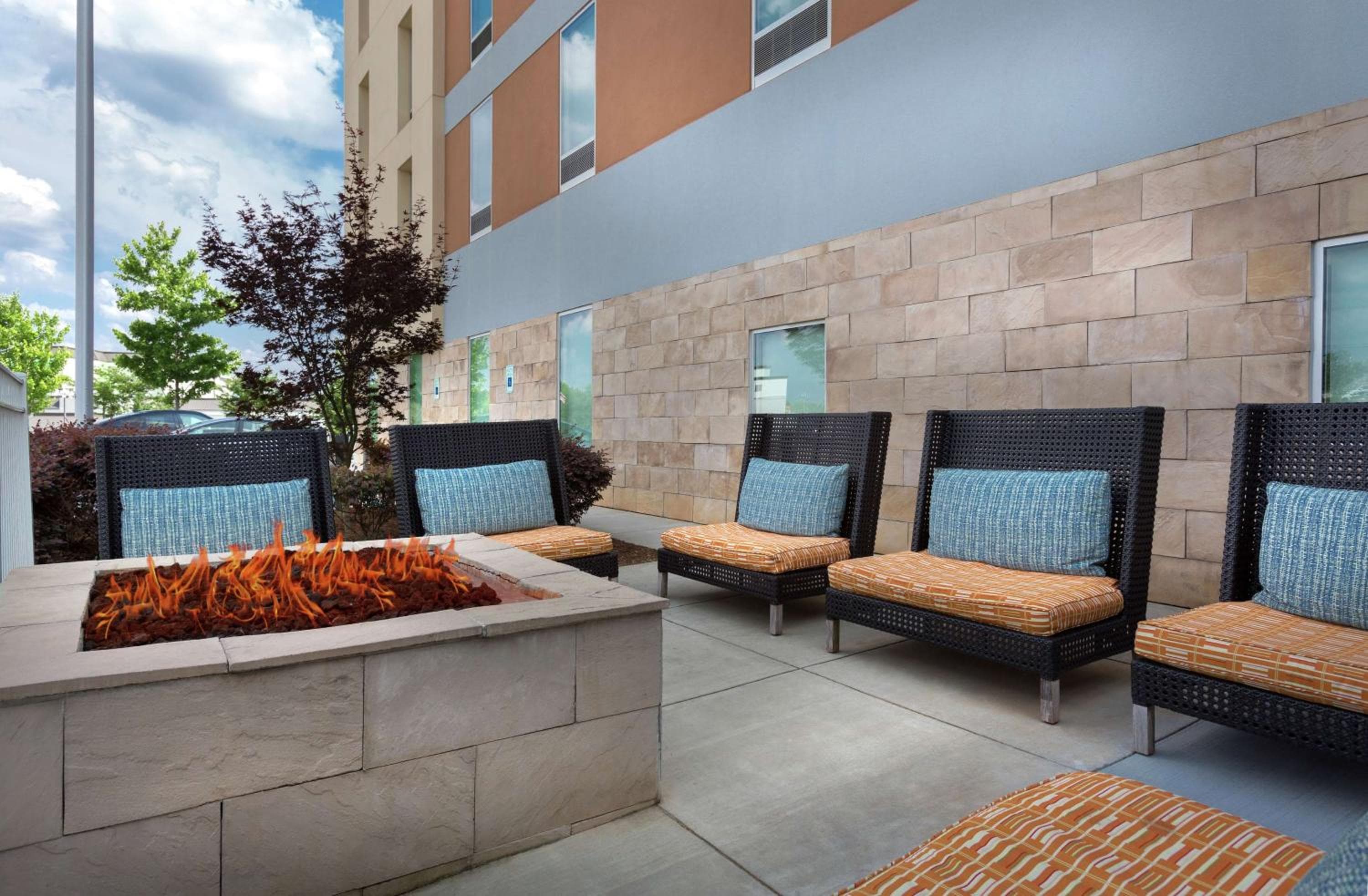 Home2 Suites by Hilton Greenville Airport, Greenville, photo 5