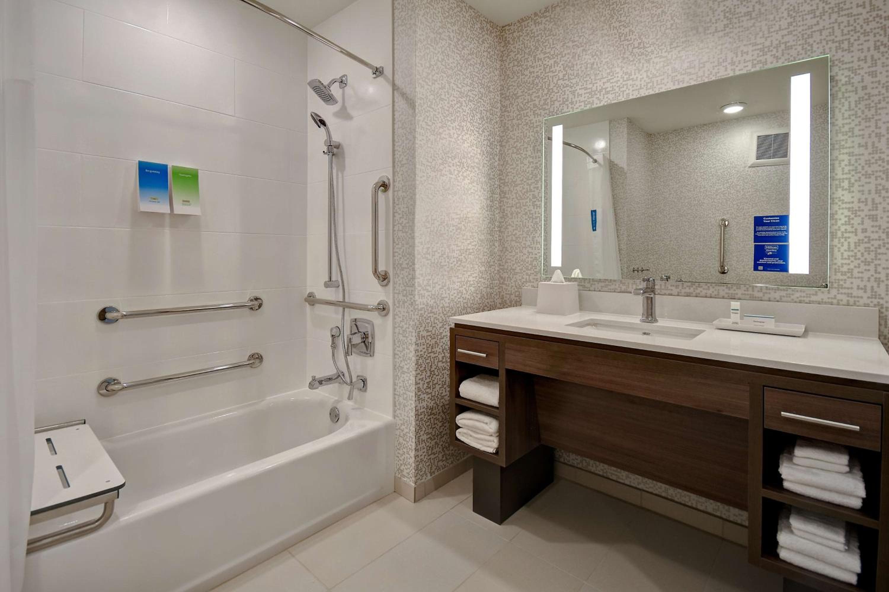 Home2 Suites by Hilton Las Vegas Convention Center - No Resort Fee, Las Vegas, photo 4