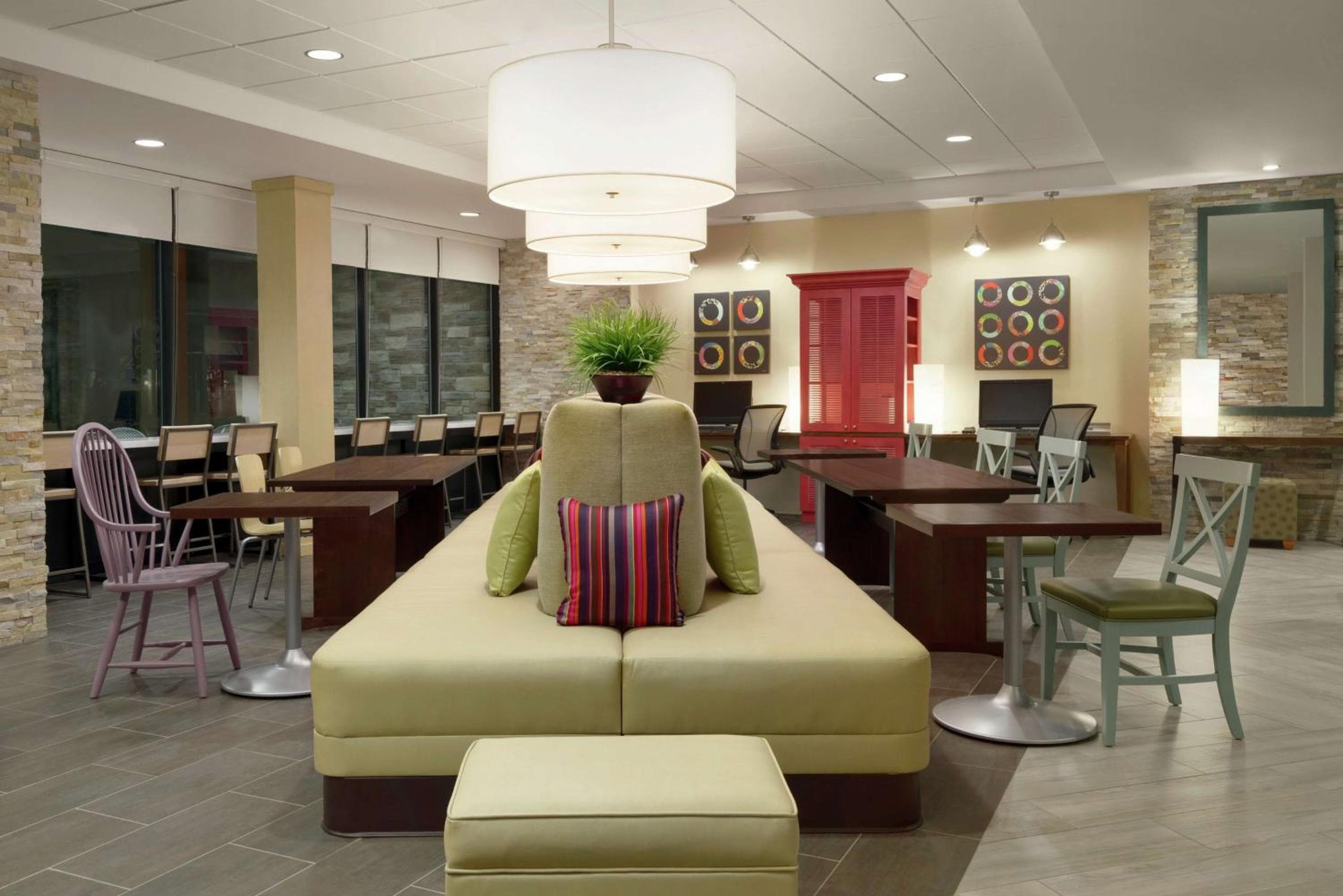 Home2 Suites By Hilton Leavenworth Downtown, Leavenworth, photo 3