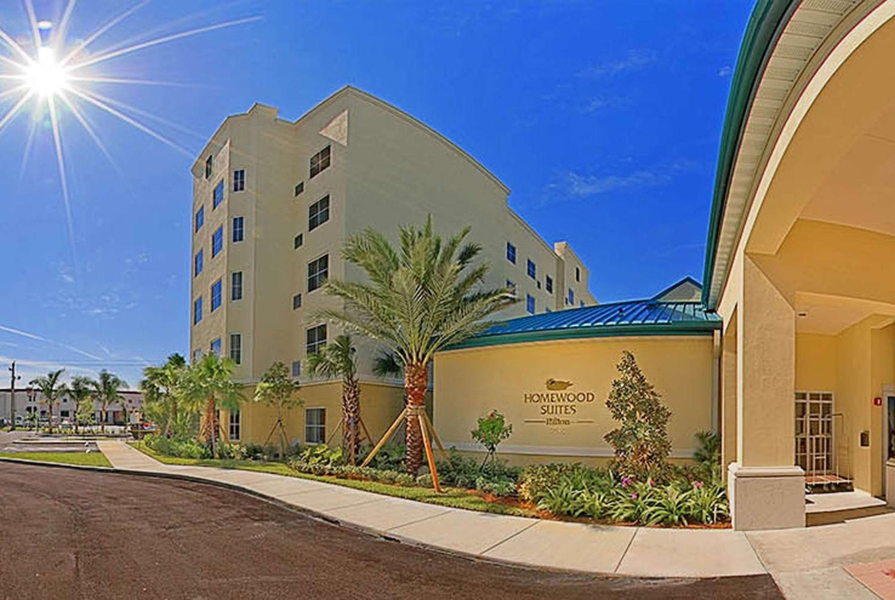 Homewood Suites by Hilton Miami - Airport West, Miami