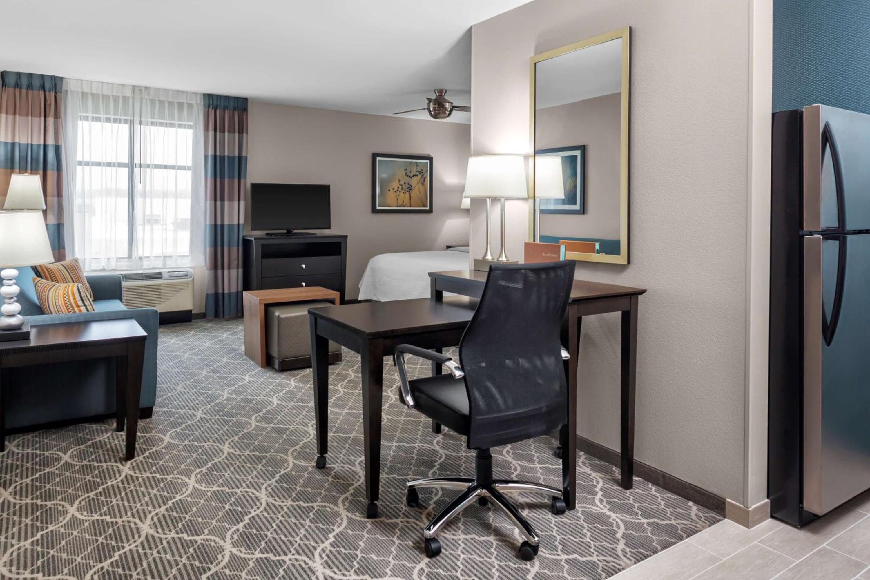 Homewood Suites By Hilton Wauwatosa Milwaukee, Milwaukee, photo 2