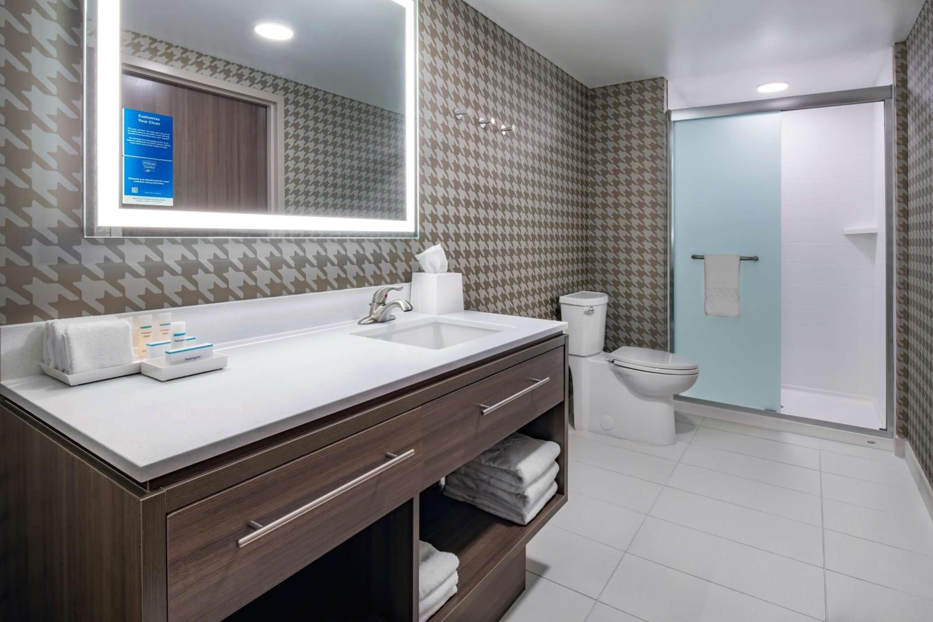 Home2 Suites by Hilton Omaha I-80 at 72nd Street, NE, Omaha, photo 3