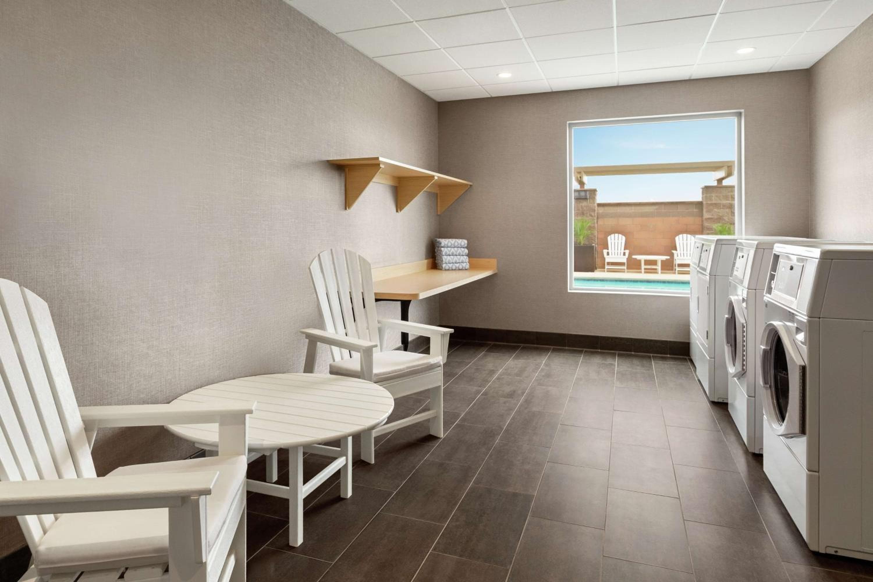 Home2 Suites By Hilton Scottsdale Salt River, Scottsdale, photo 5