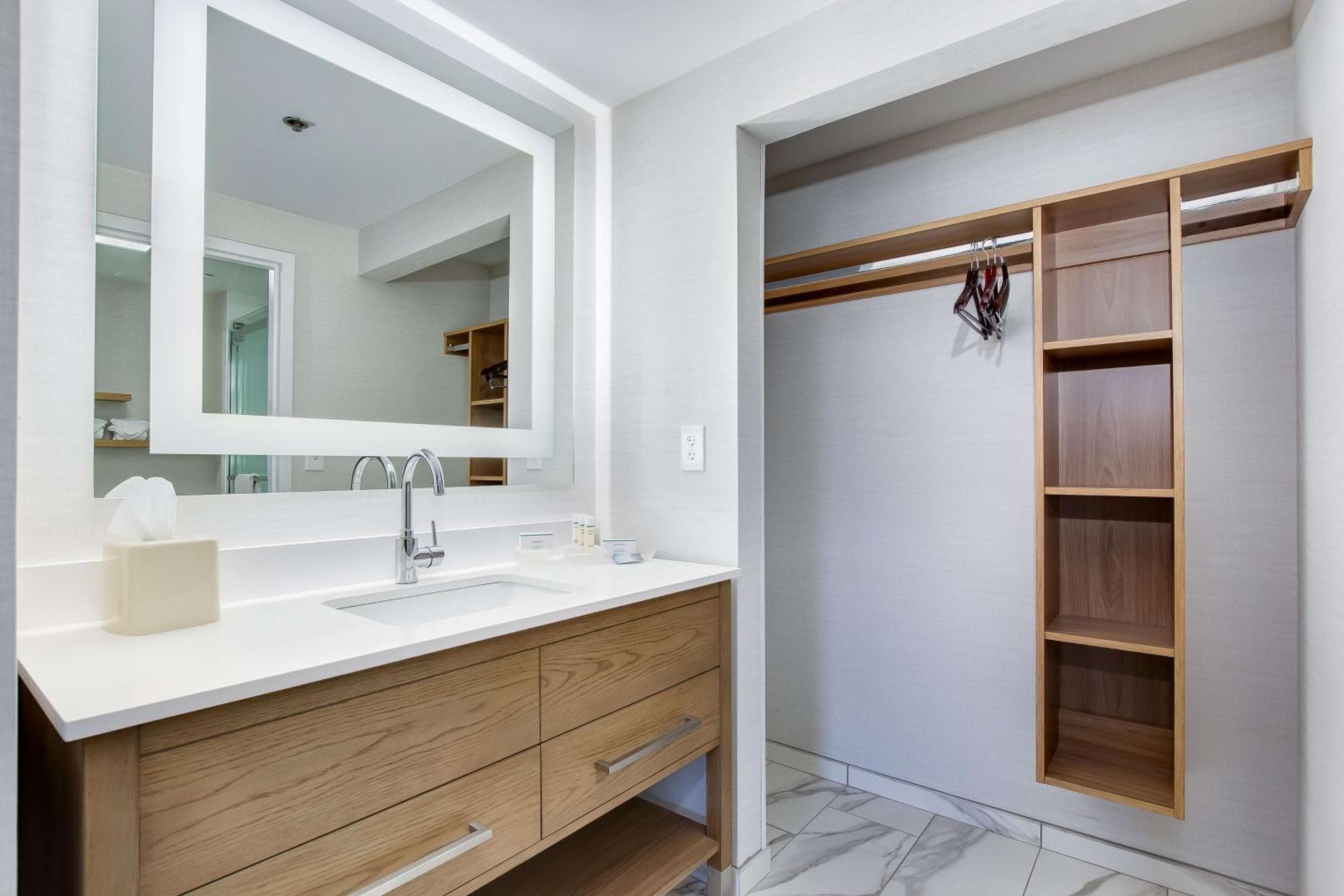 Homewood Suites by Hilton Louisville-East, Louisville, photo 5