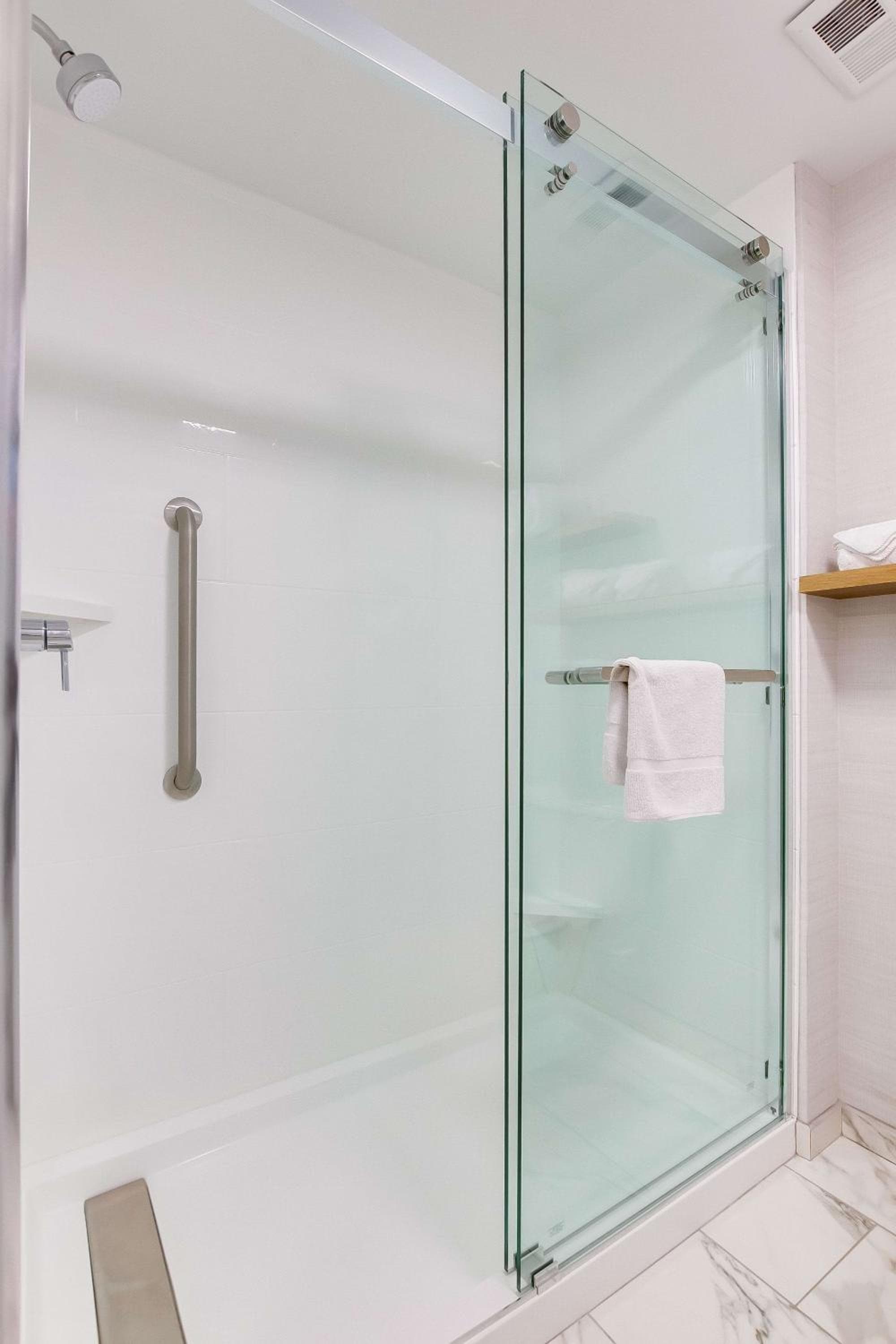 Homewood Suites by Hilton Louisville-East, Louisville, photo 2