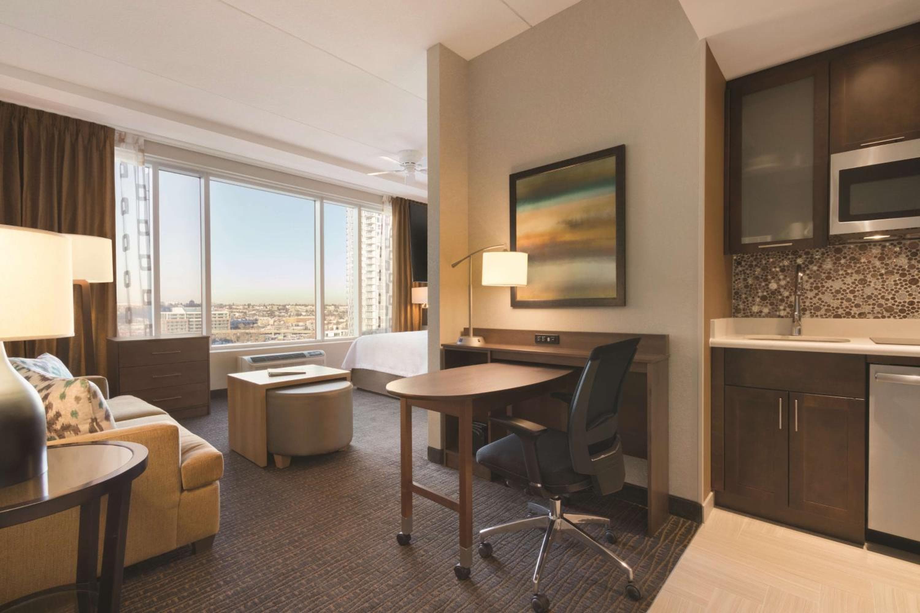 Homewood Suites by Hilton Calgary Downtown, Calgary, photo 2