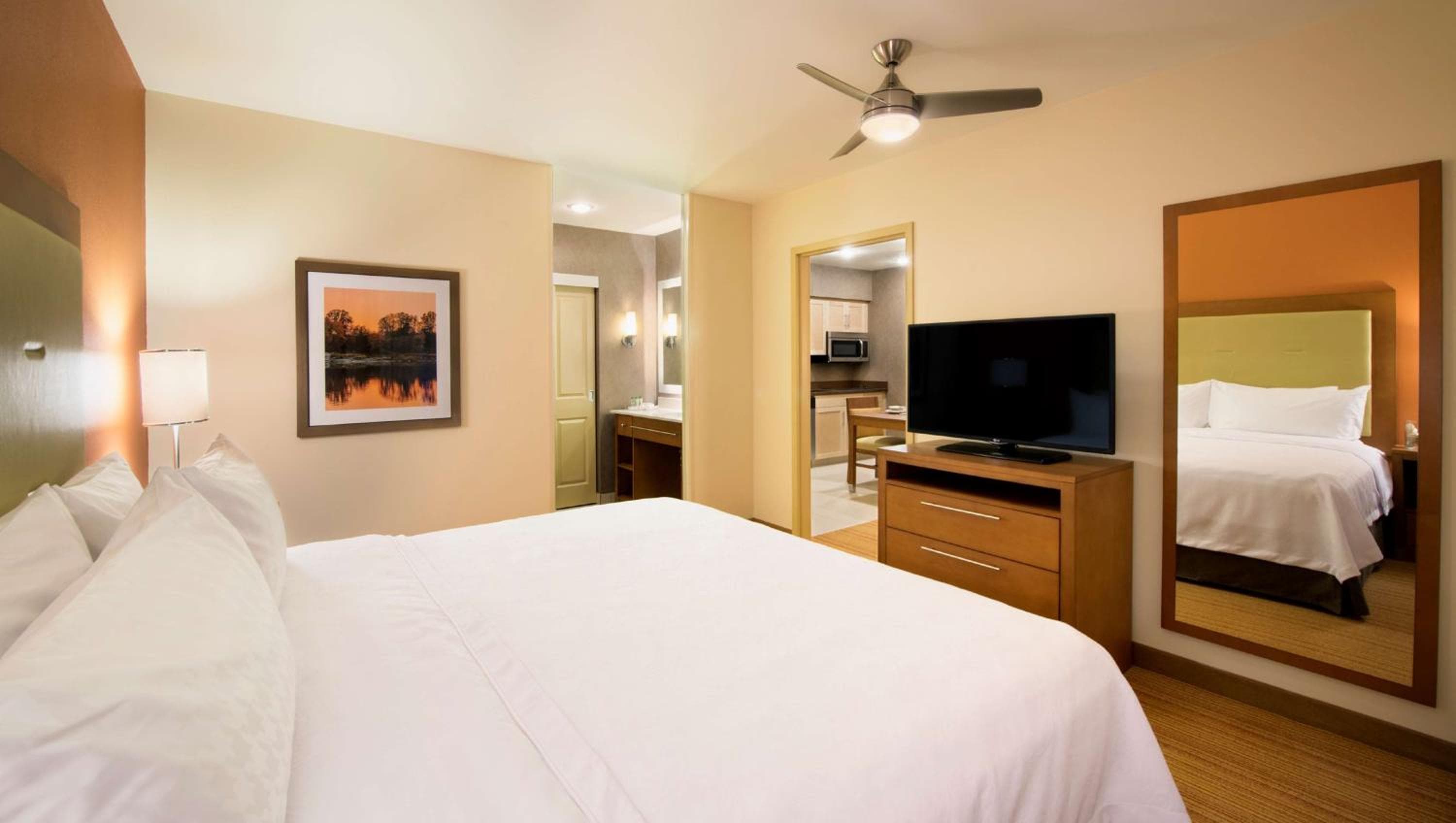 Homewood Suites by Hilton Winnipeg Airport - Polo Park, Winnipeg, photo 5