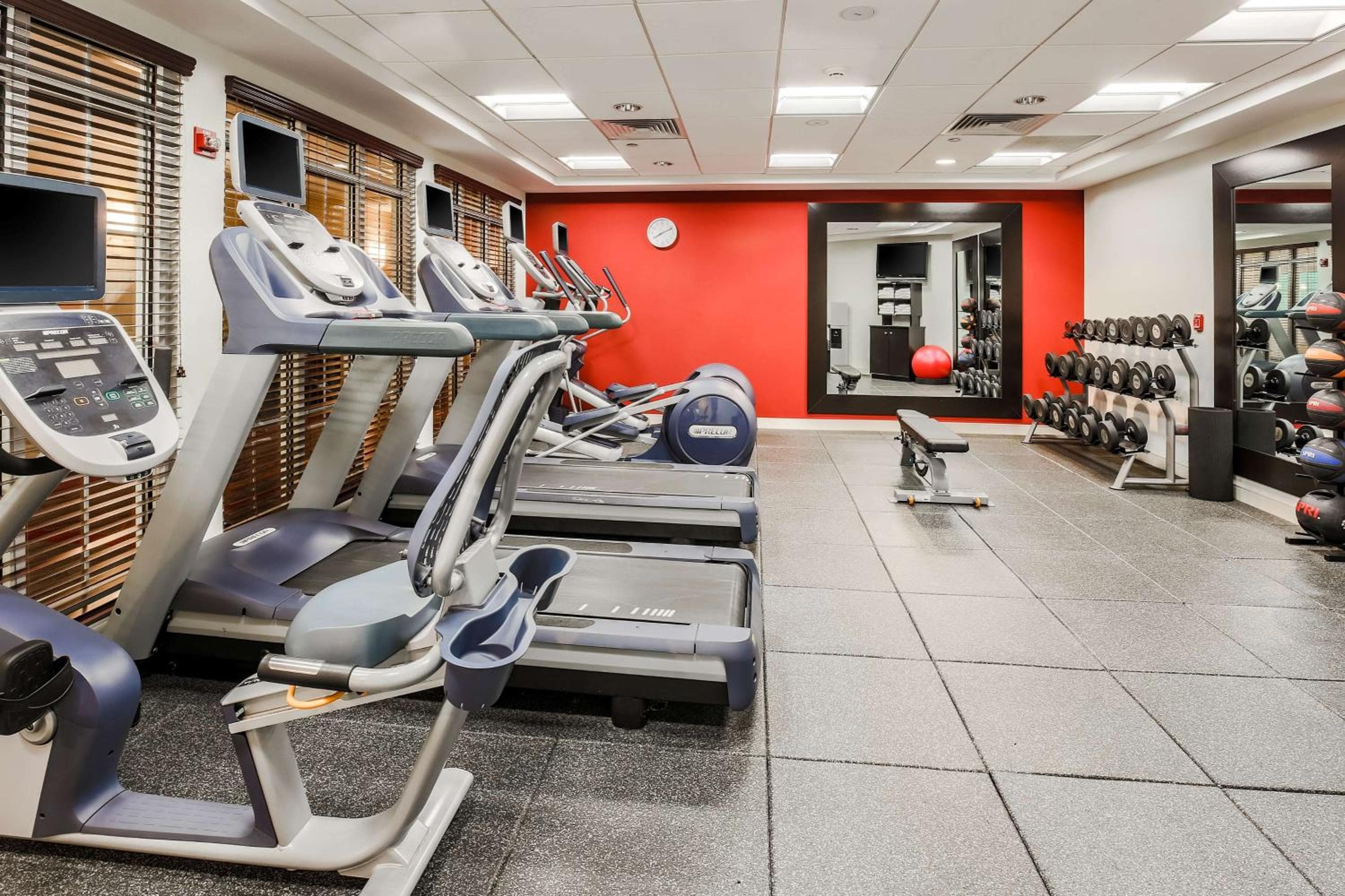 Homewood Suites by Hilton Long Island-Melville, Plainview, photo 2